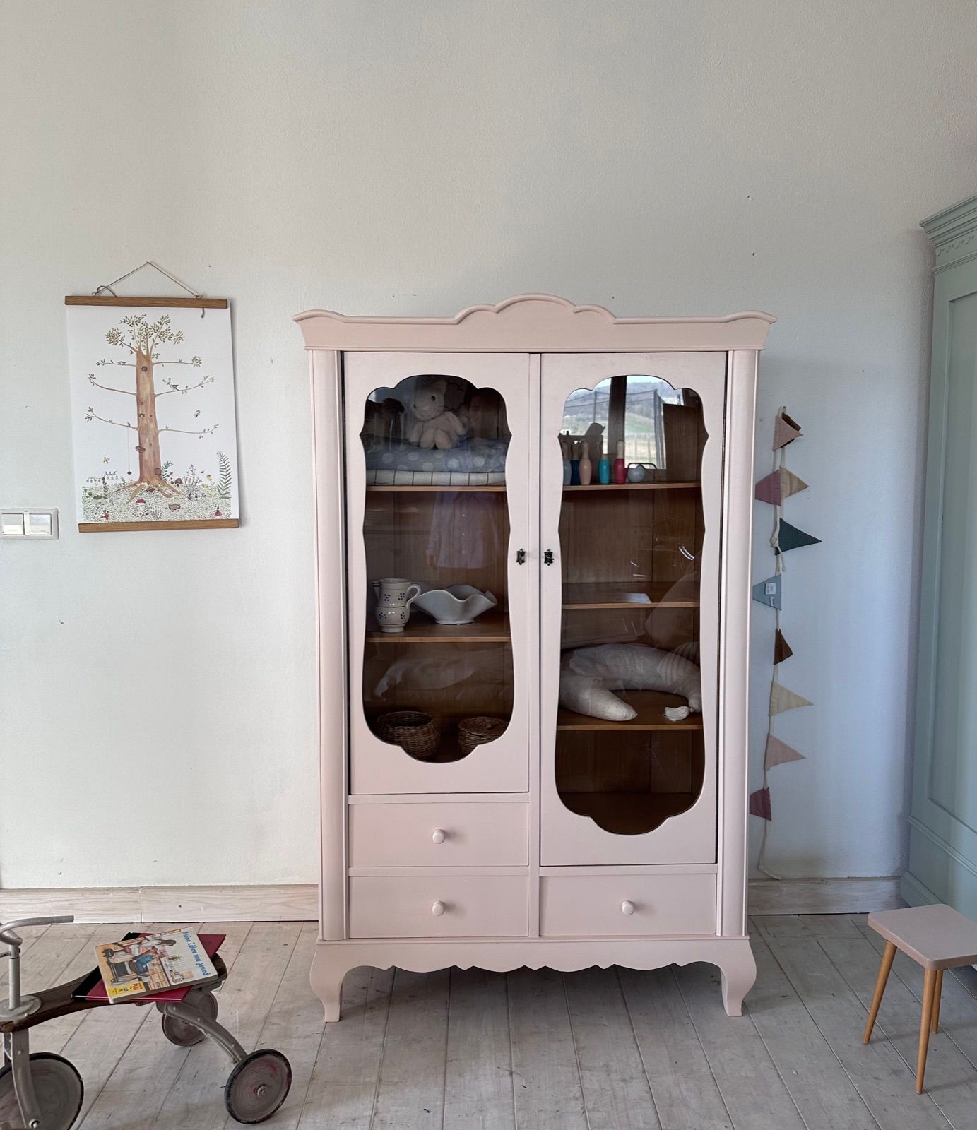 Vintage Vitrine mit Vitrine, Ansicht 5