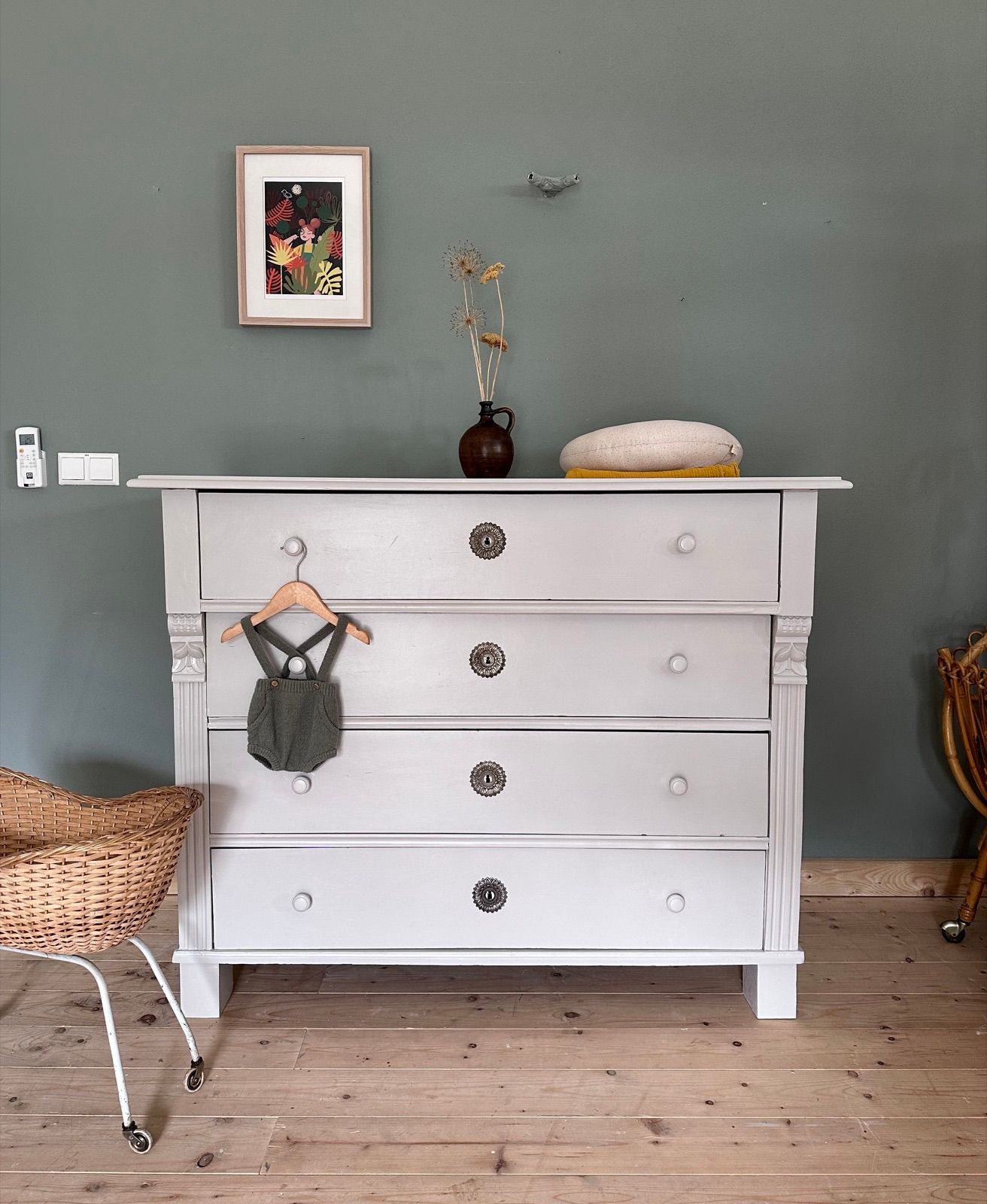 Vintage Kommode, 67 cm breit, Ansicht 6