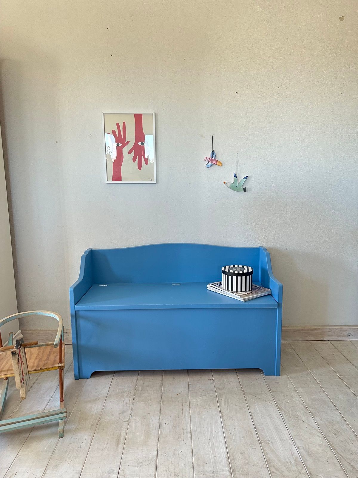 Kinderbank in blau