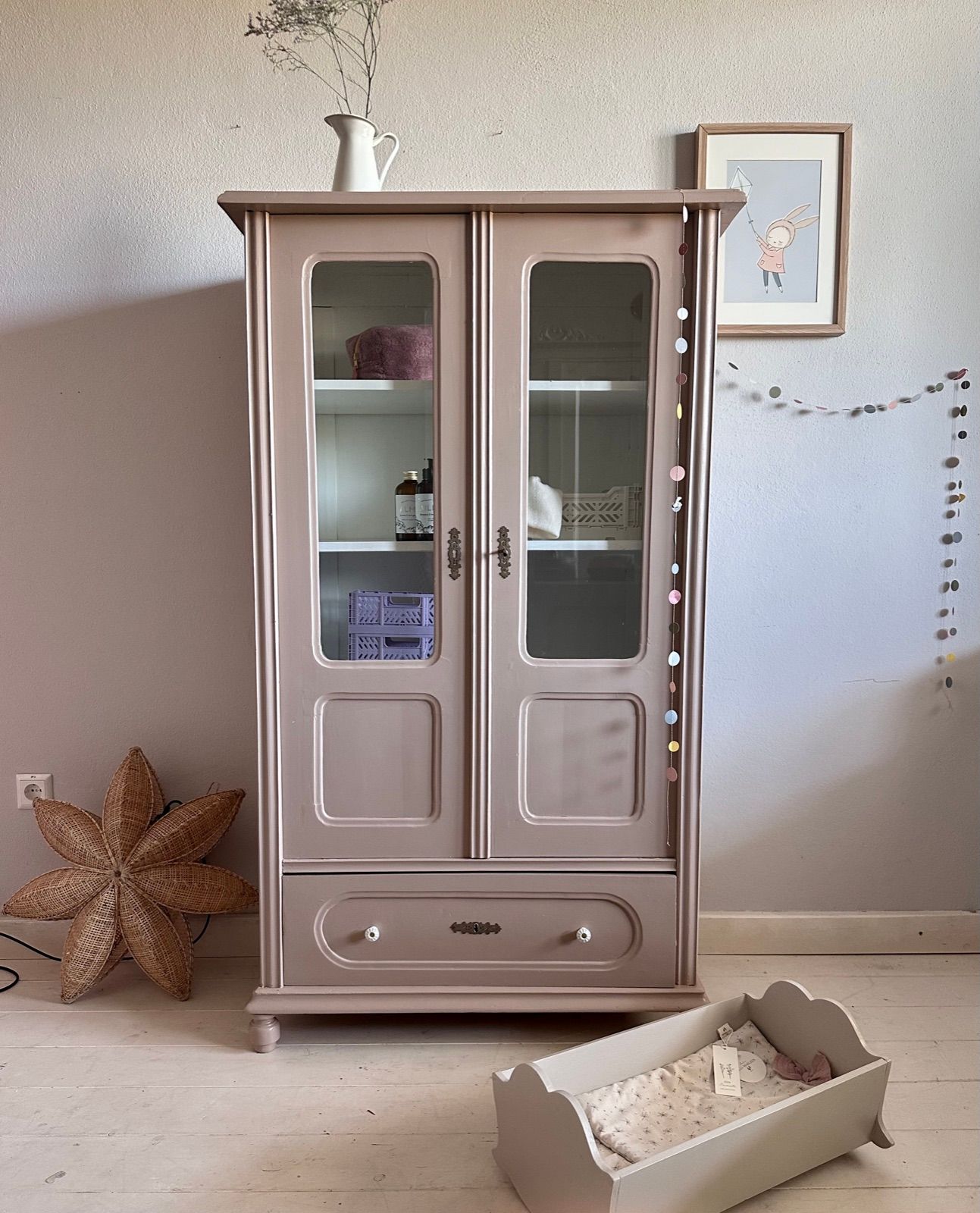 Vitrine weiß