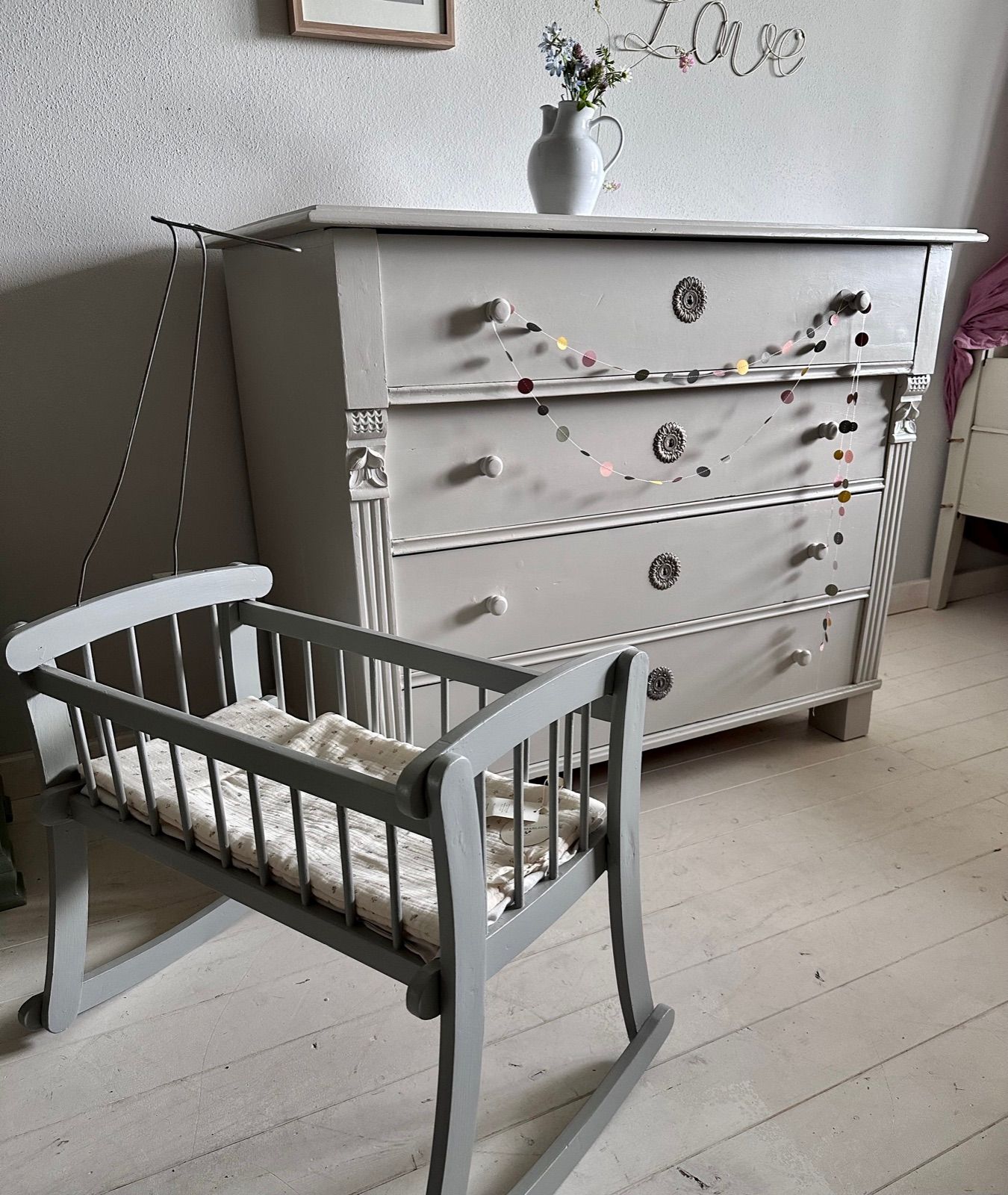 Vintage Kommode, 67 cm breit, Ansicht 2
