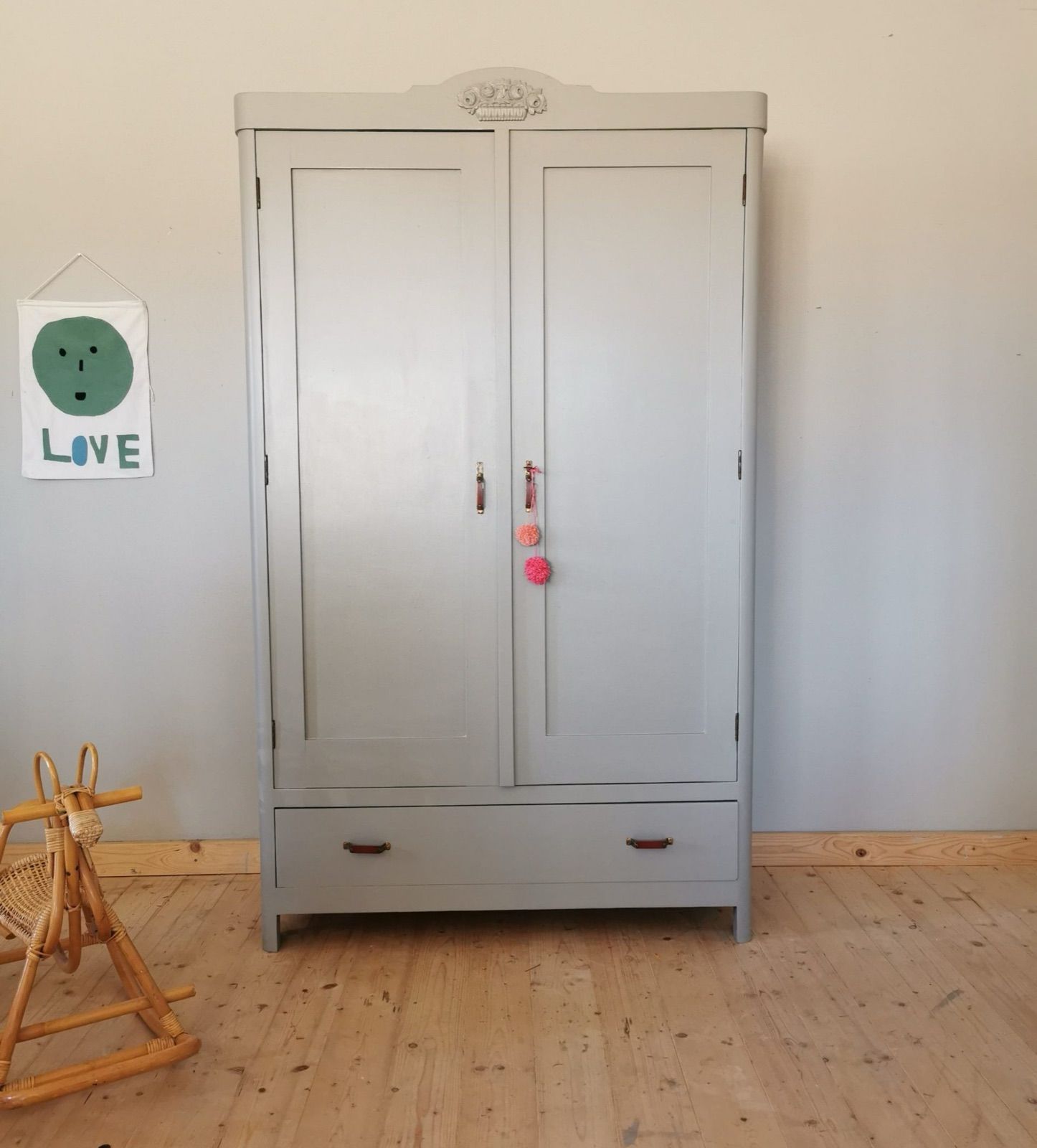 Vintage Kasten, 200 cm breit
