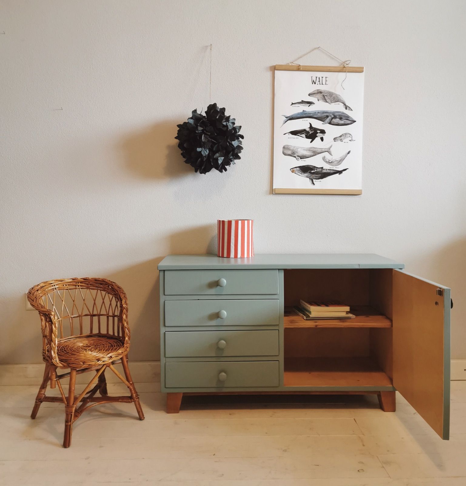 Kleine Vintage Kommode, Ansicht 3