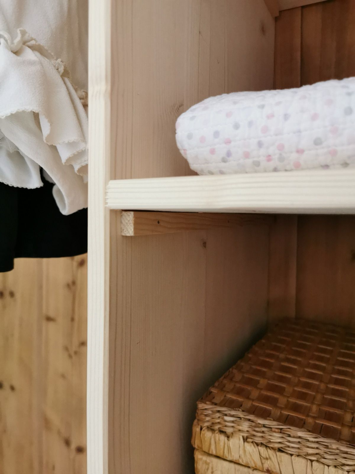 Puderrosa Vintage Kasten, Ansicht 8