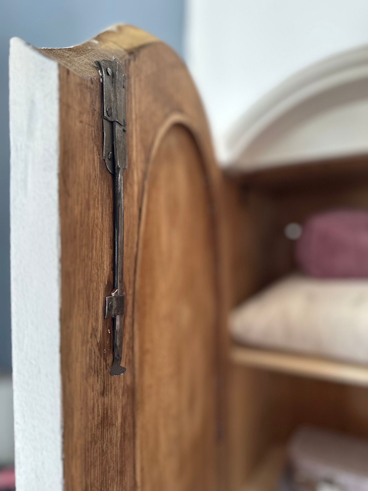 Wiener Kleiderkasten beigegrau, Ansicht 5