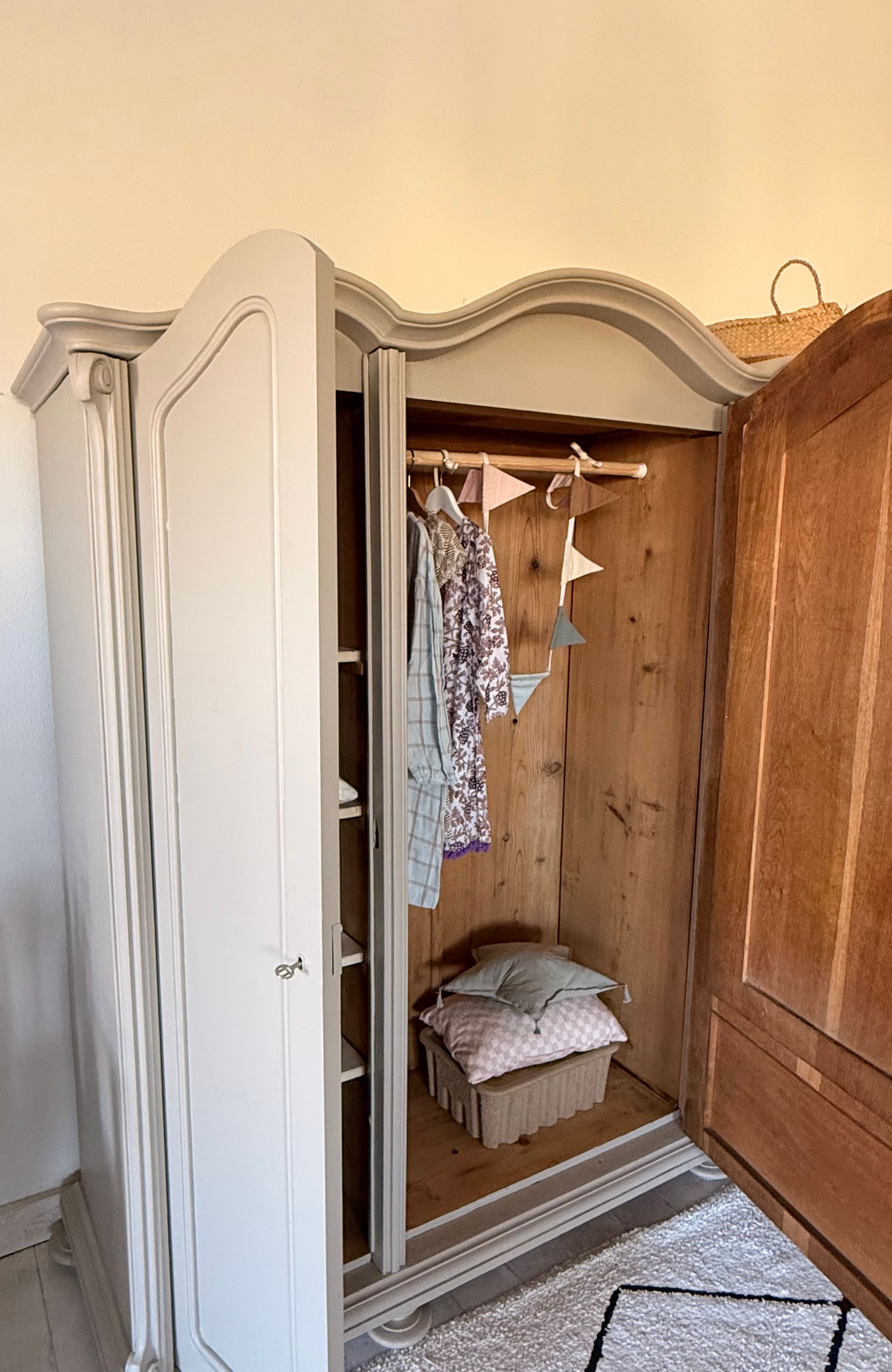 Vintageschrank mit Spiegel, Ansicht 8