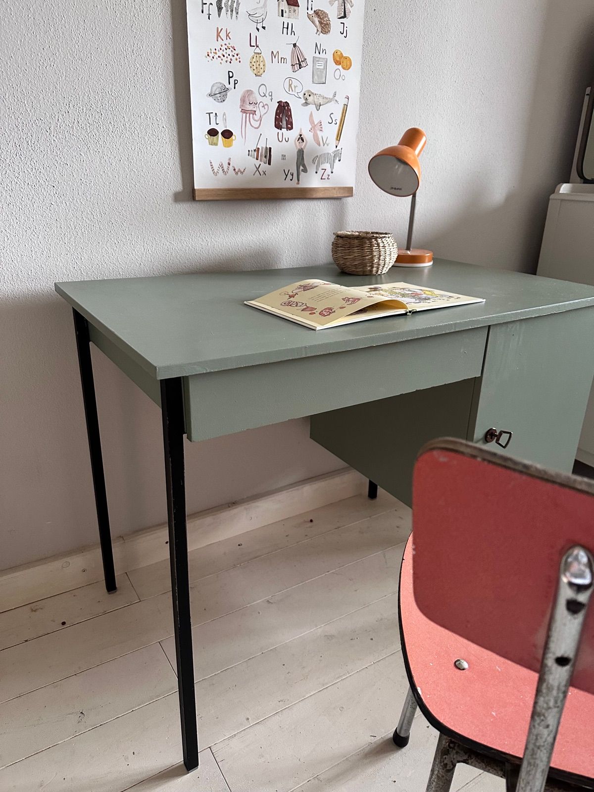 Schreibtisch, Ansicht 4