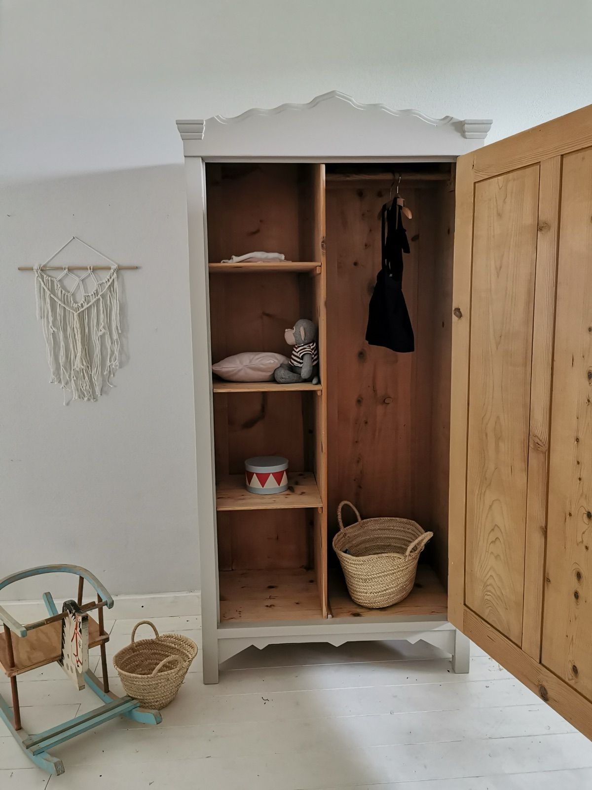 Vintage Kasten beige, Ansicht 3