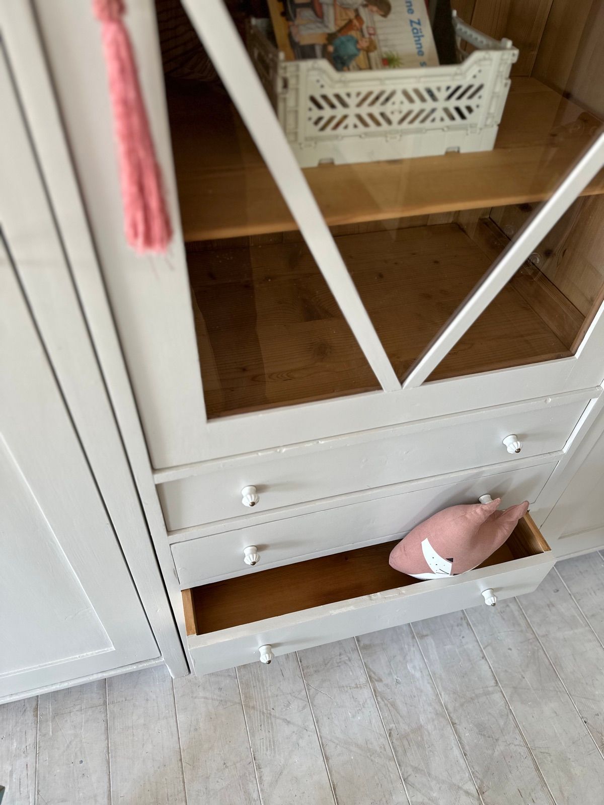 Kinderkasten rosa, Ansicht 2