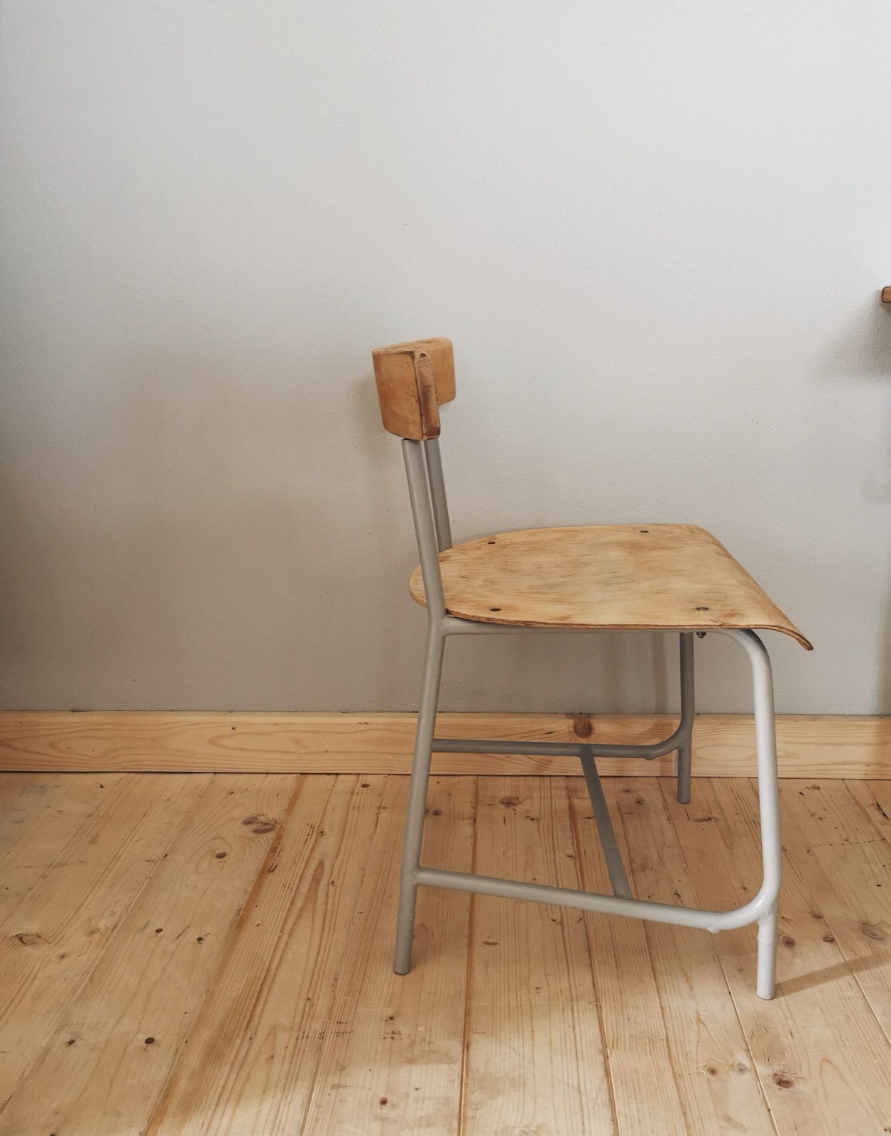 Vintage Schultisch grau, Ansicht 2