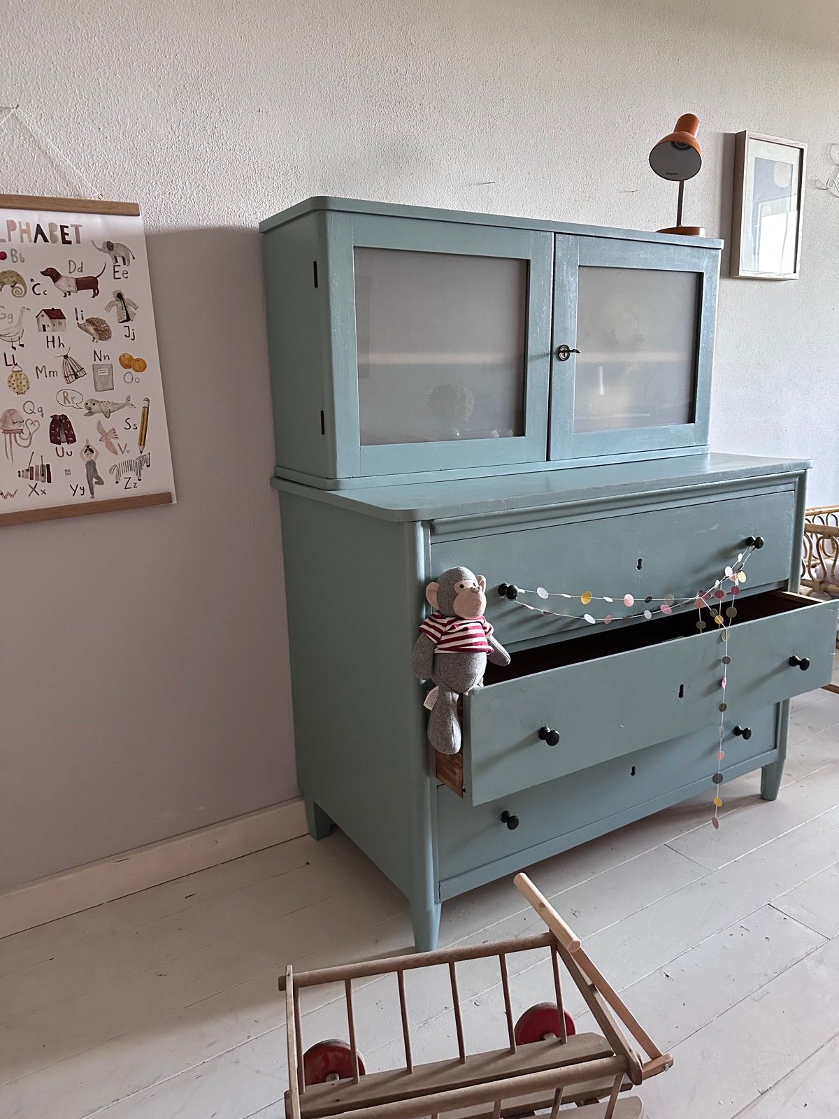 Vintage Kommode mit Aufsatz, Ansicht 2