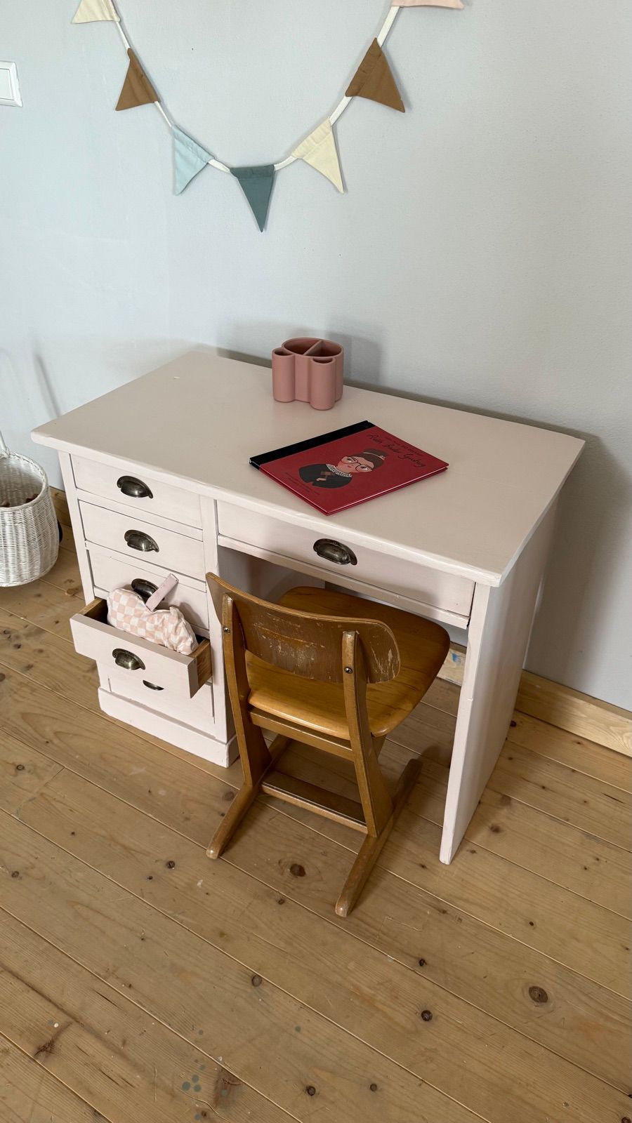 Vintage Schreibtisch mit sechs Laden, Ansicht 3