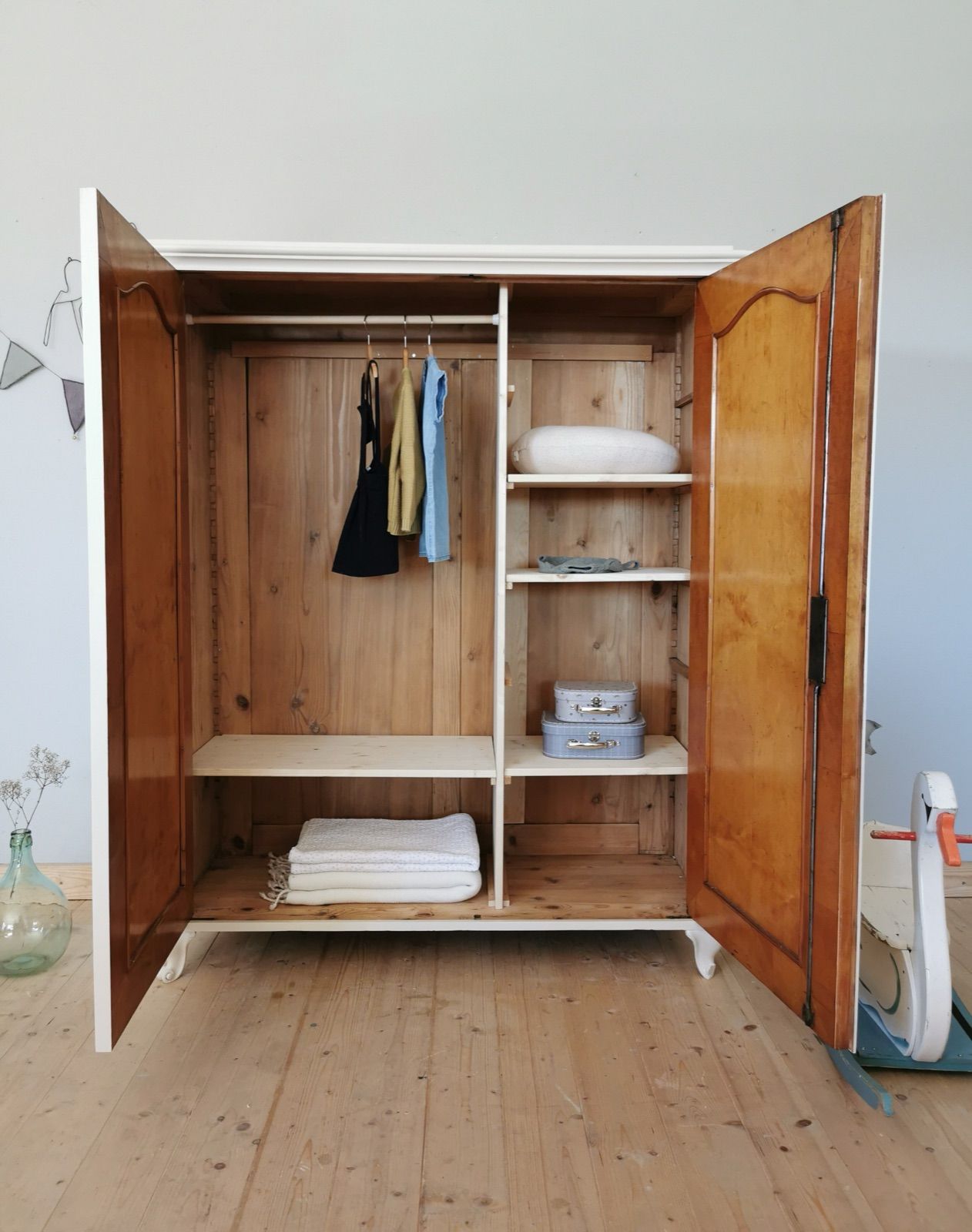 Vintage Kasten, 130 cm breit, Ansicht 7
