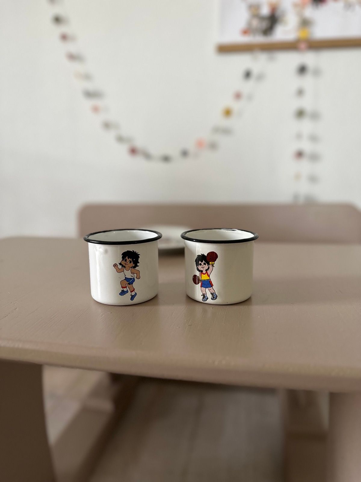 Emaile Kindertasse