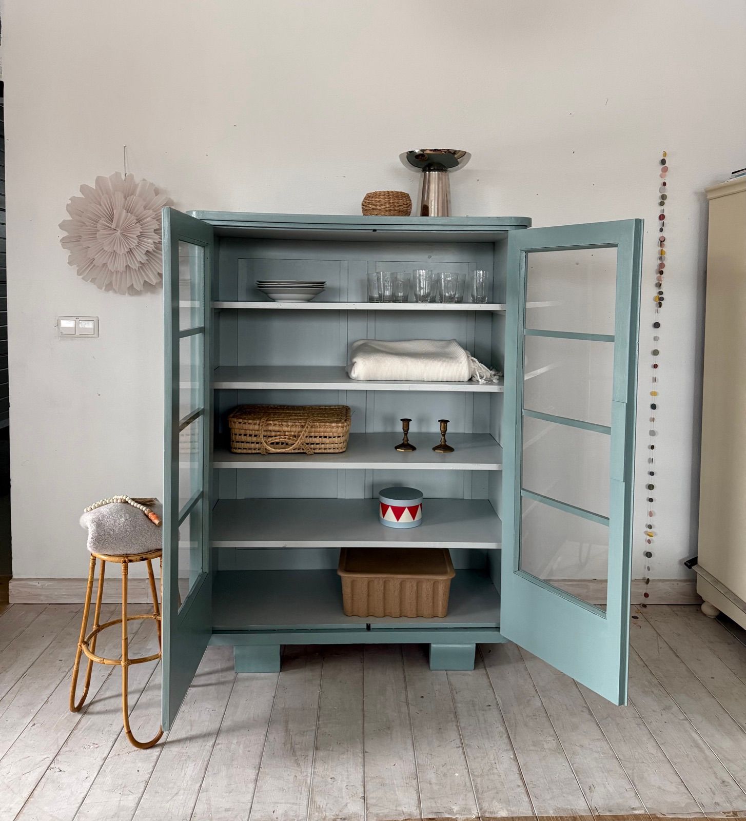 Antike Vitrine blau, Ansicht 10