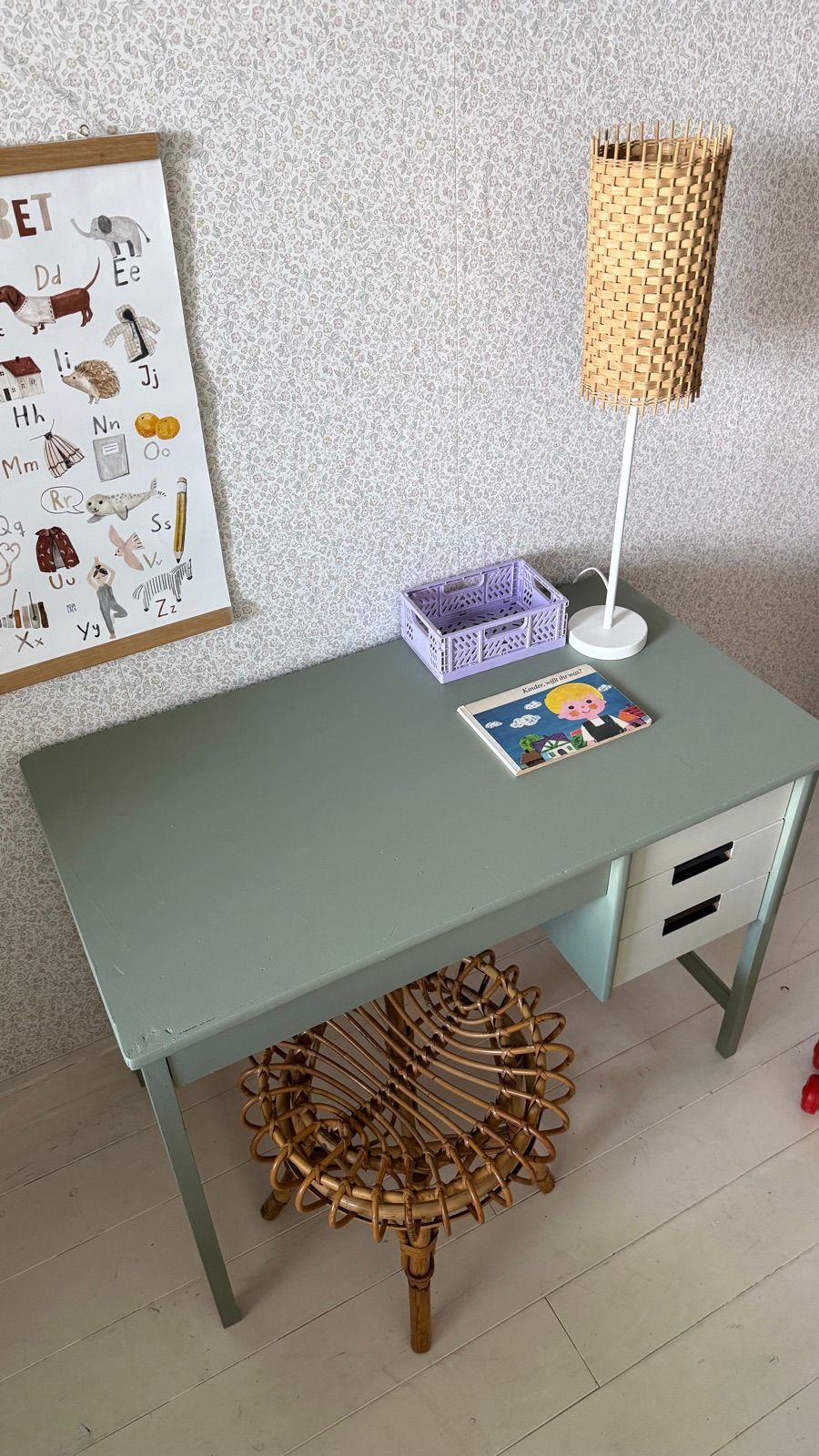 Vintage Schreibtisch grau, Ansicht 3