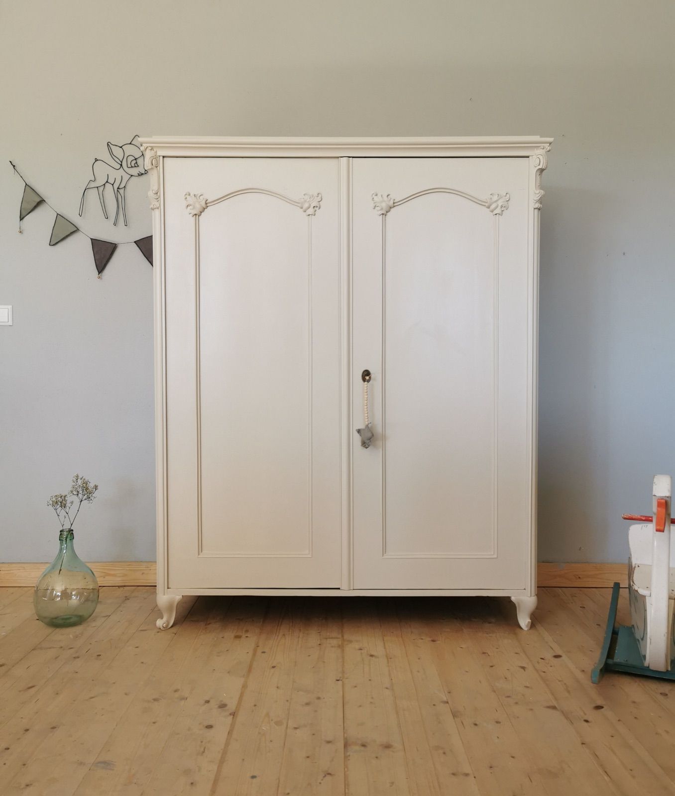 Vintage Kasten, 130 cm breit