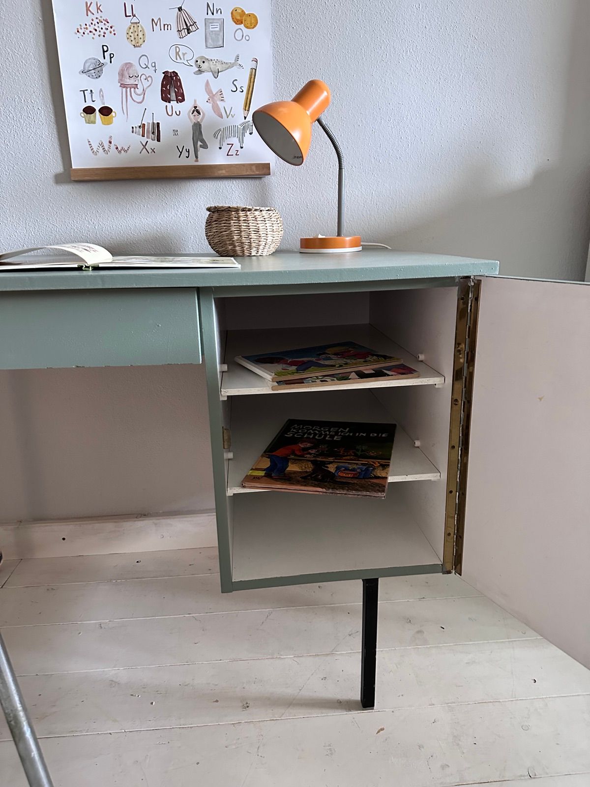 Schreibtisch, Ansicht 3