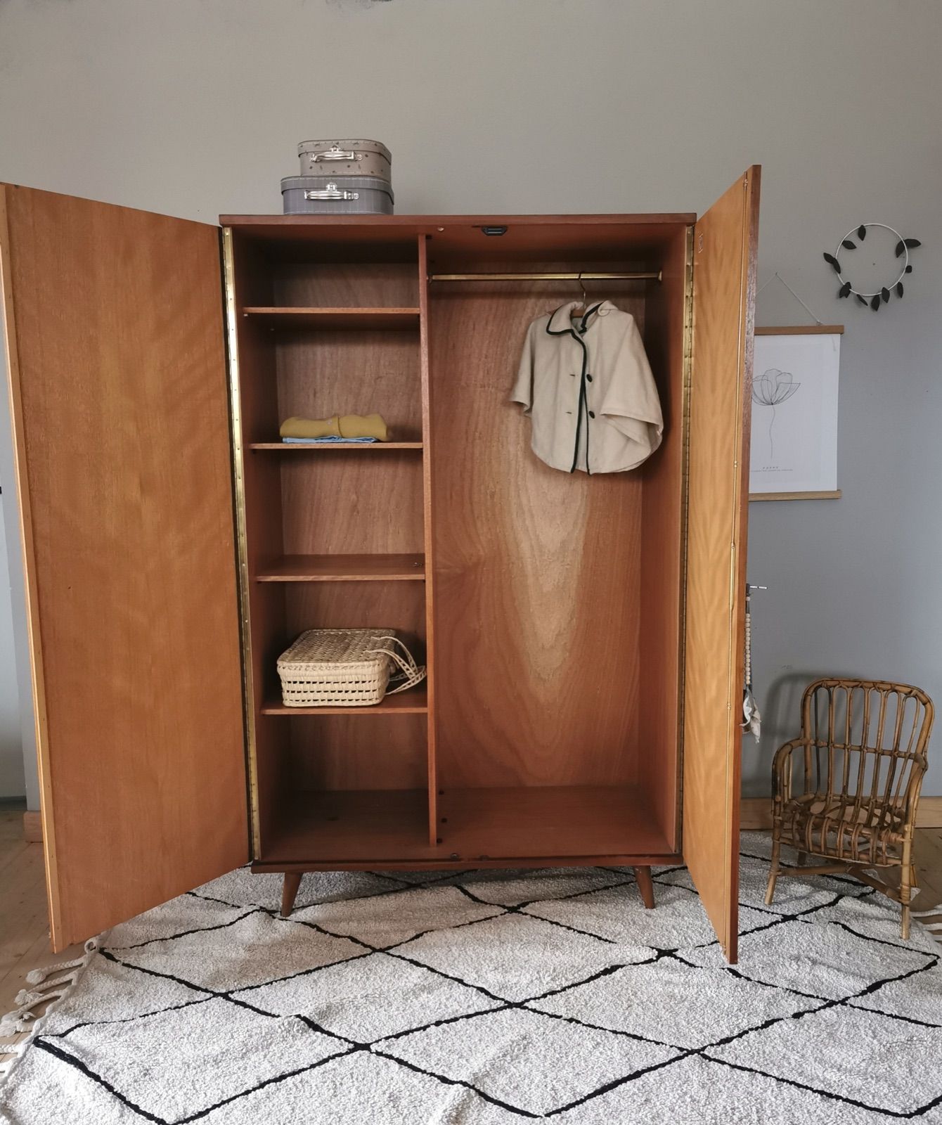Retro Kinderkasten, Ansicht 3