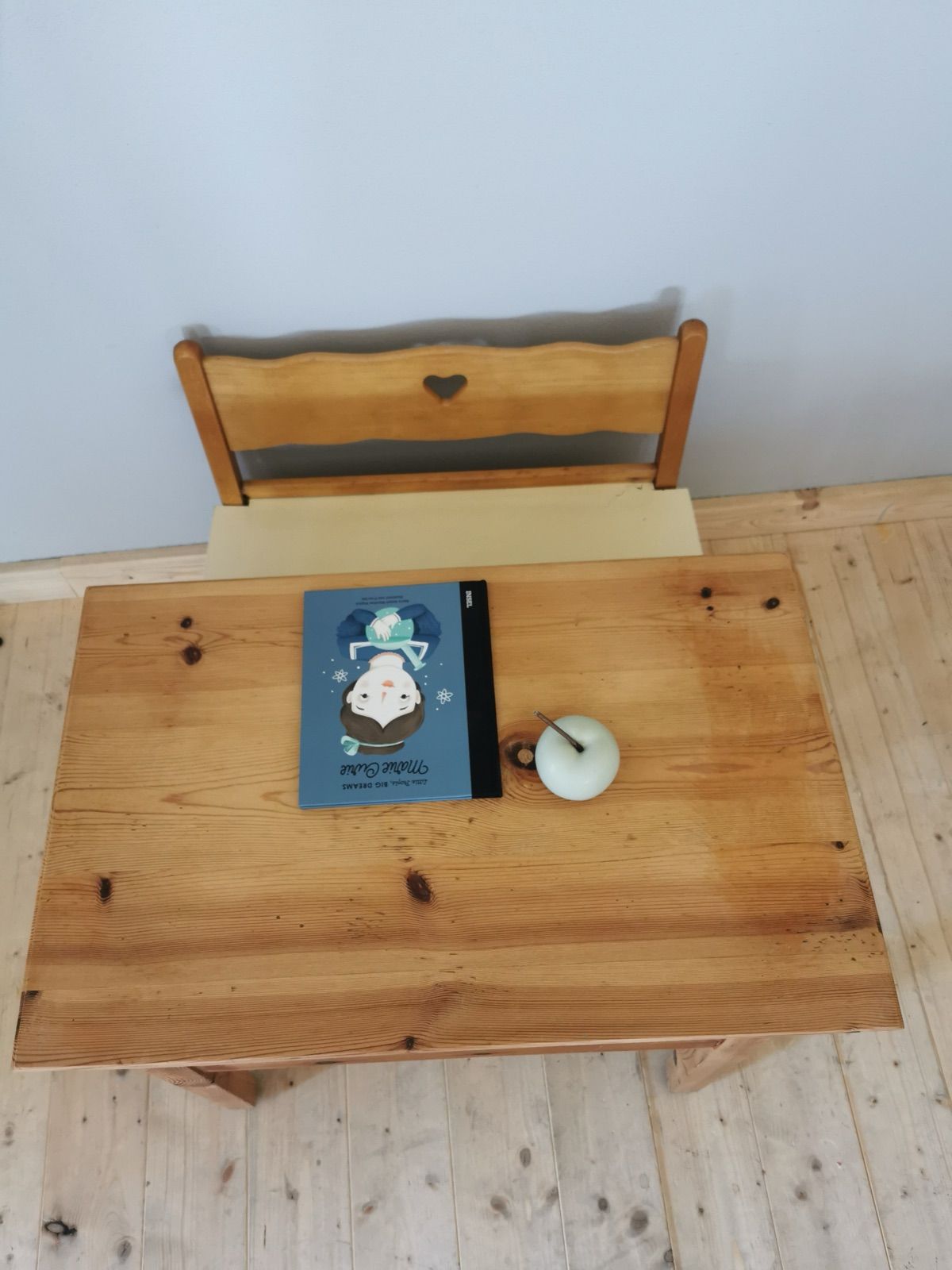 Robuster Vollholztisch, Ansicht 2