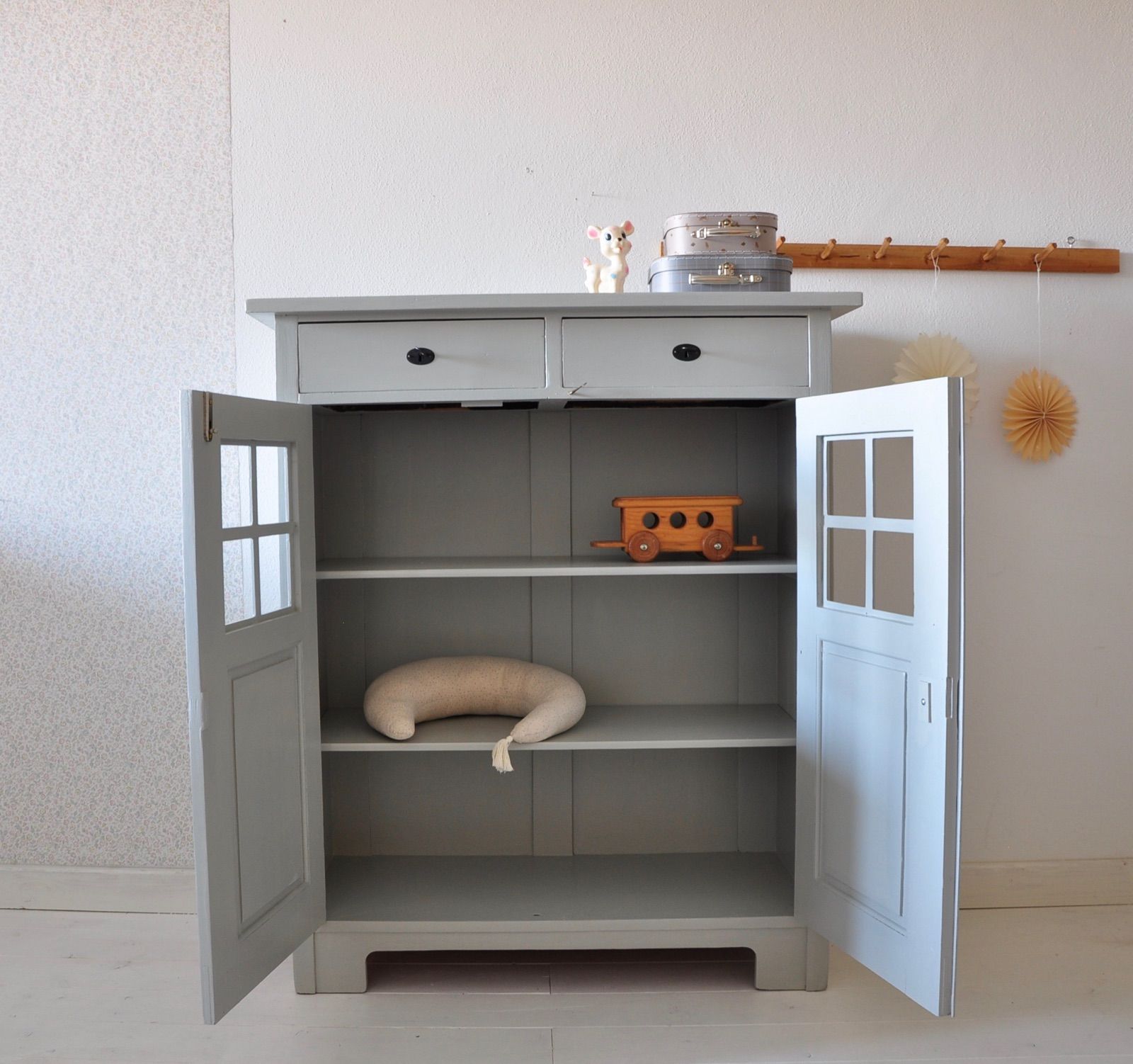 Vintage Highboard, Ansicht 2