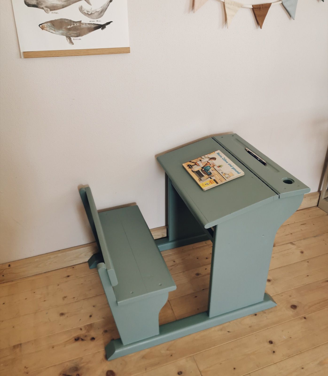 Kleiner blauer Vintage Schreibtisch, Ansicht 2