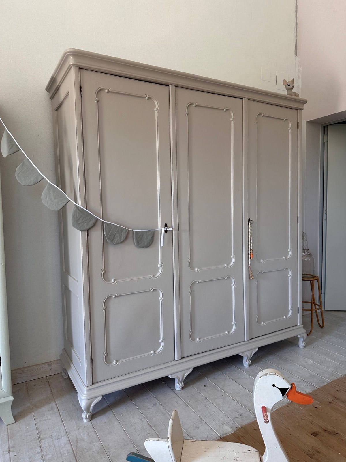 Antiker Kleiderkasten, 200 cm breit, Ansicht 7