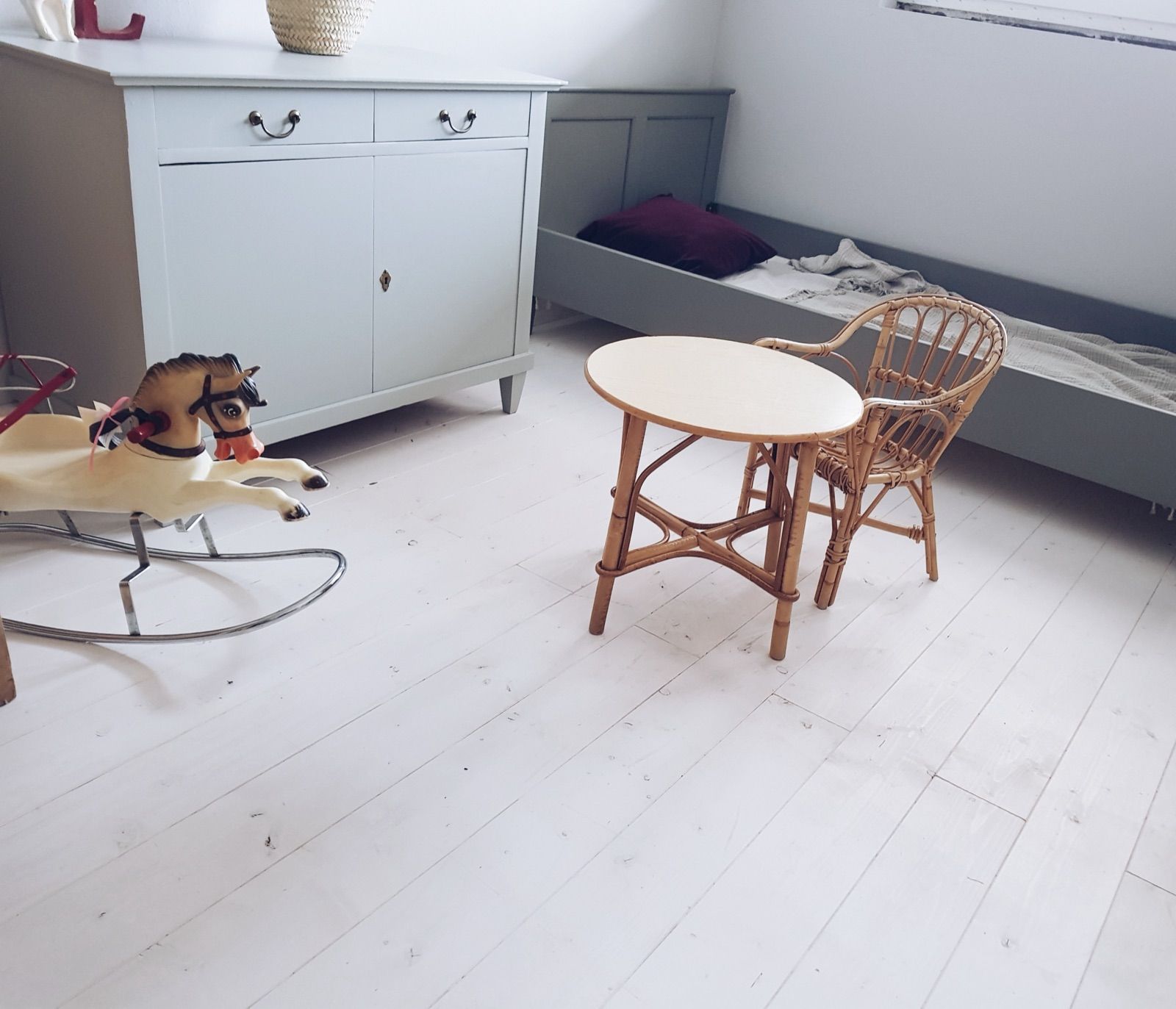 Rattan Tisch mit Sessel