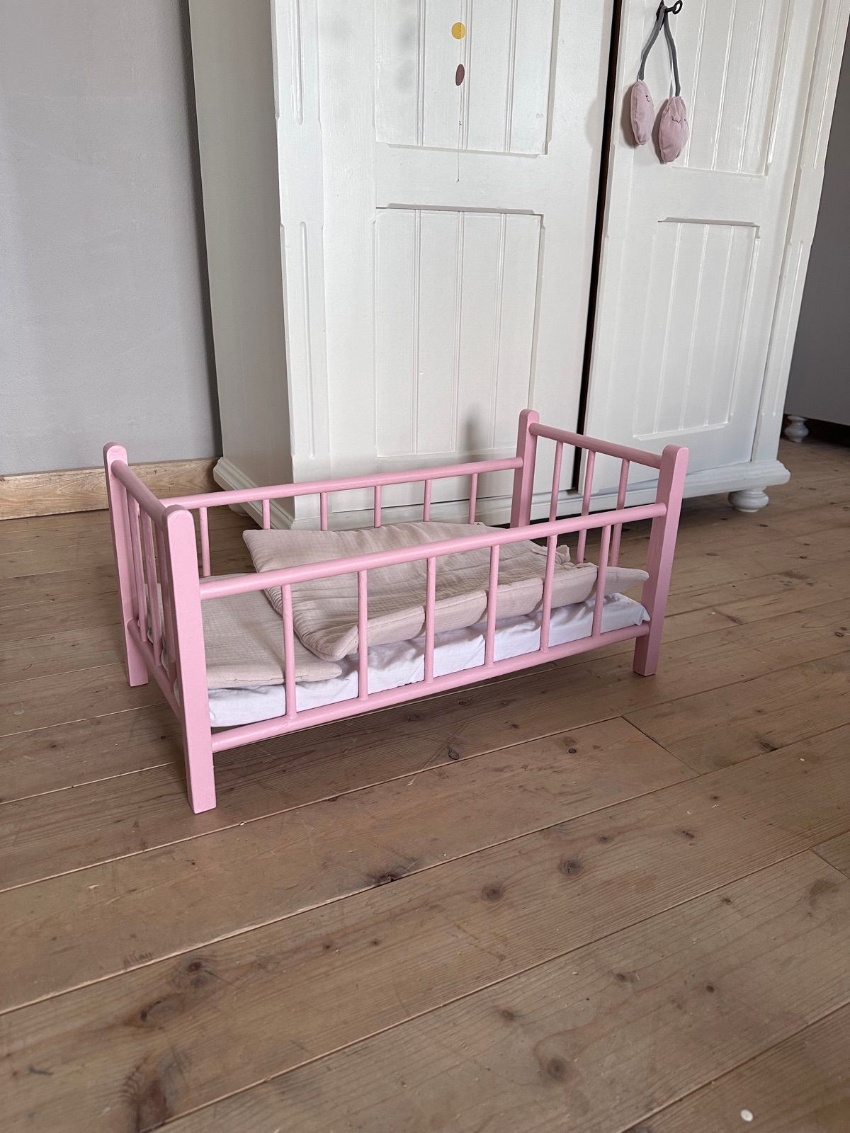 Puppenbett pink, Ansicht 2
