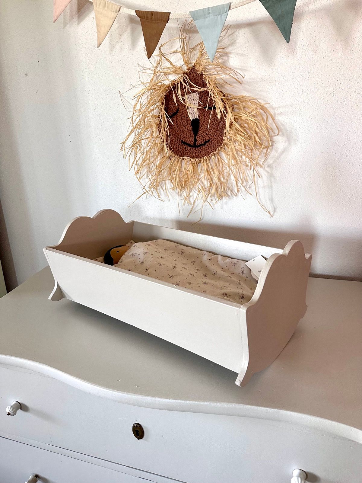 Puppenwiege, 55 cm breit