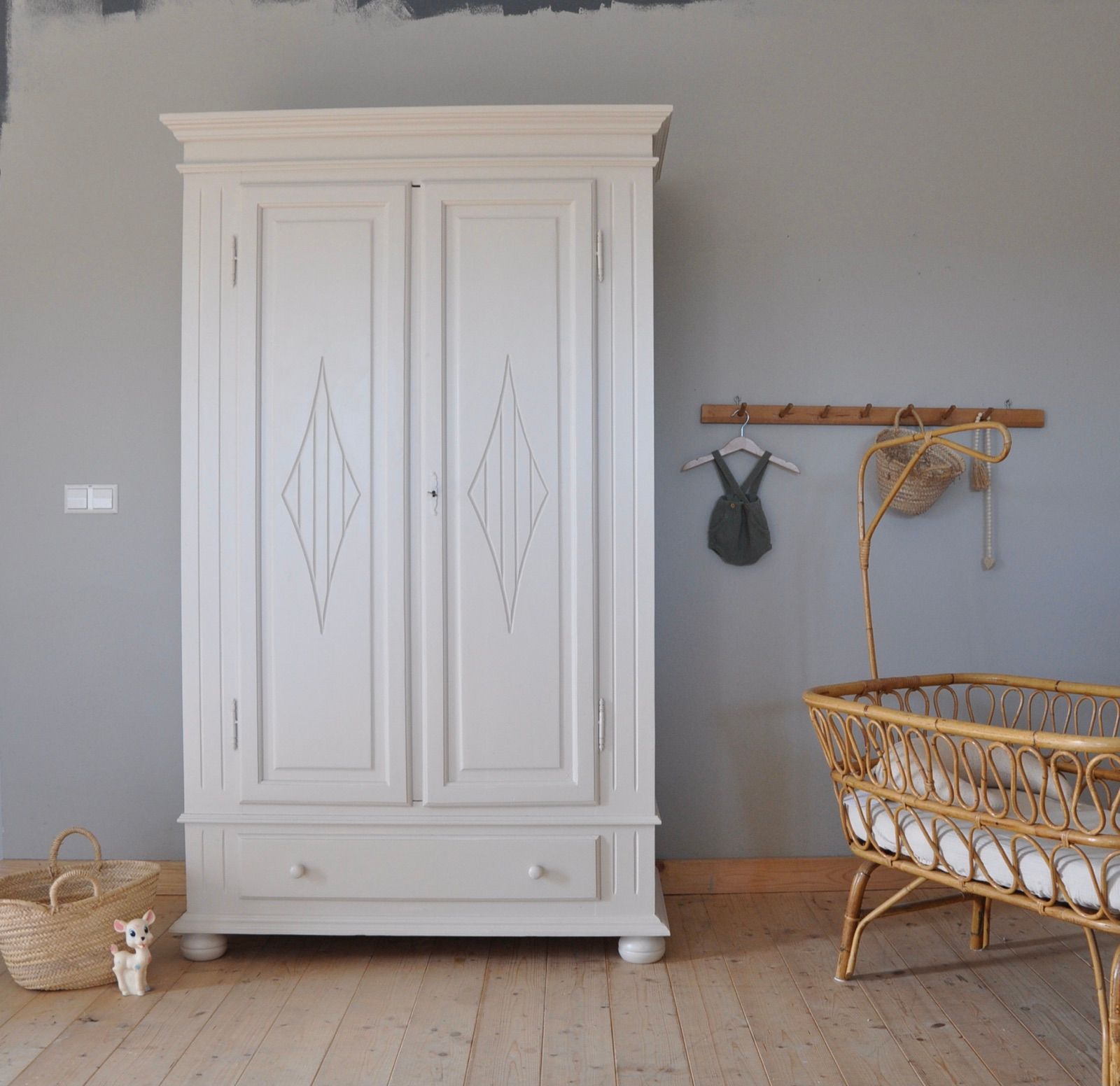 Vintage Kasten, 56 cm breit