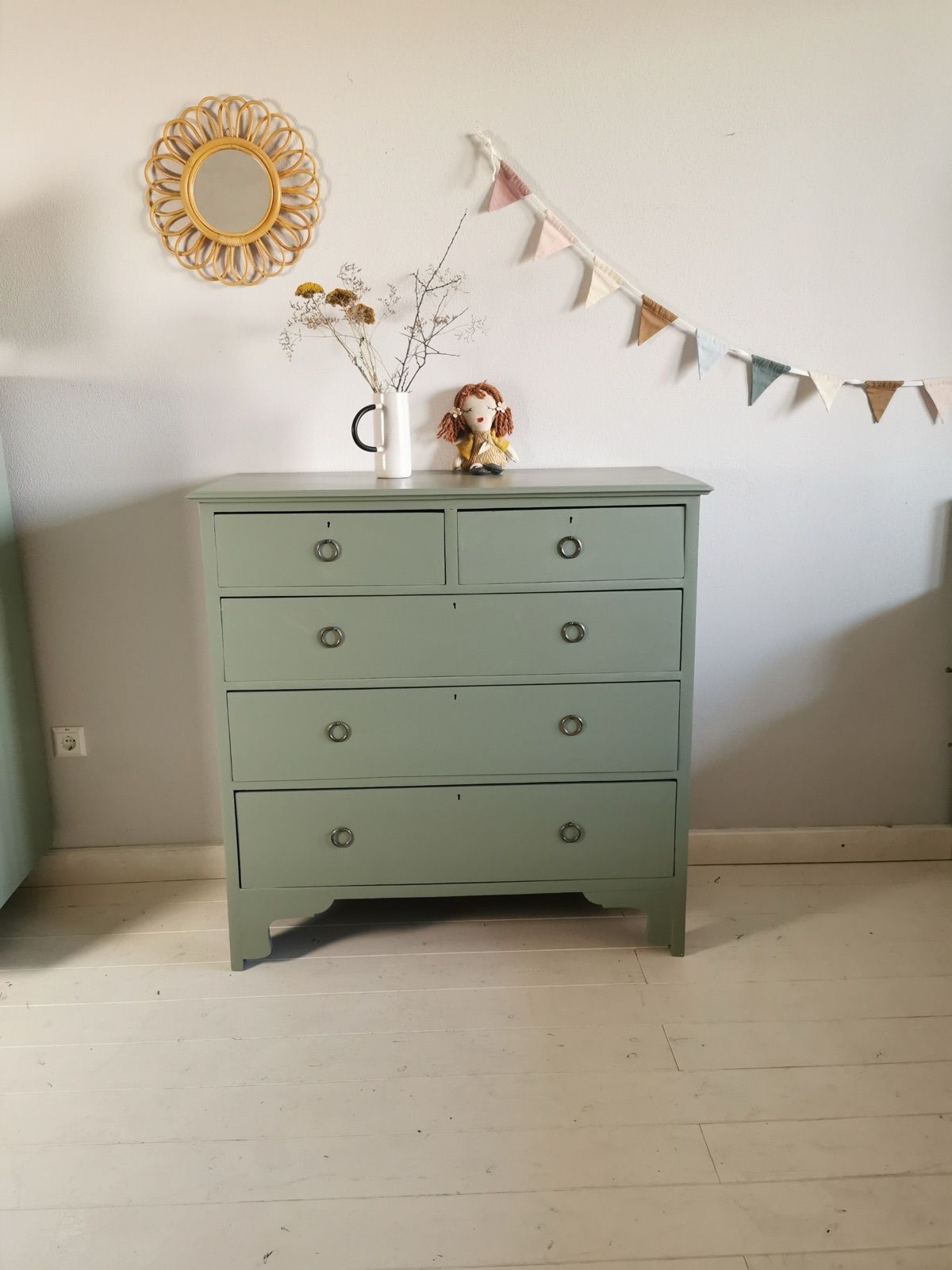 Vintage Kommode Card Room Green