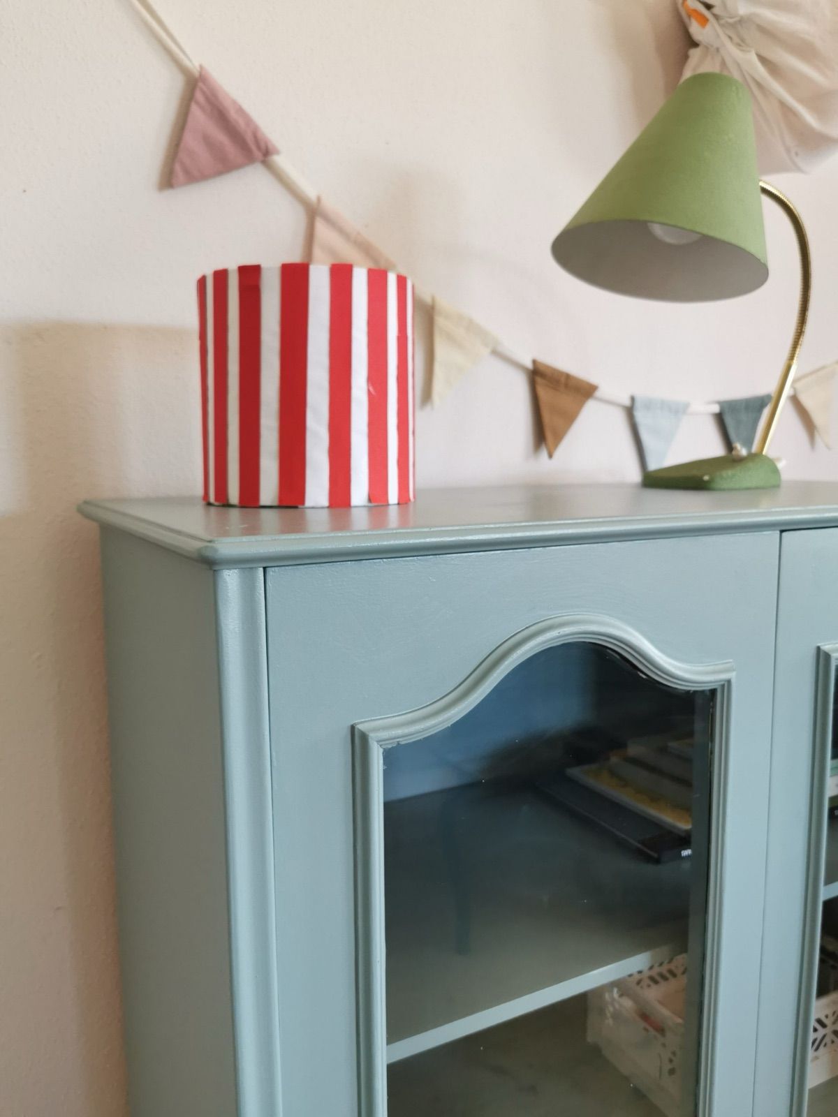 Glasvitrine Oval Room Blue, Ansicht 2