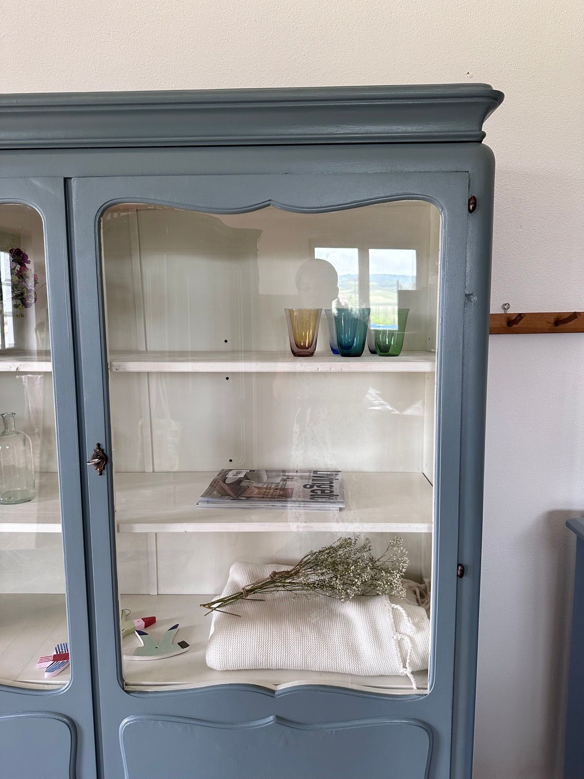 Vitrine 20er Jahre, Ansicht 4