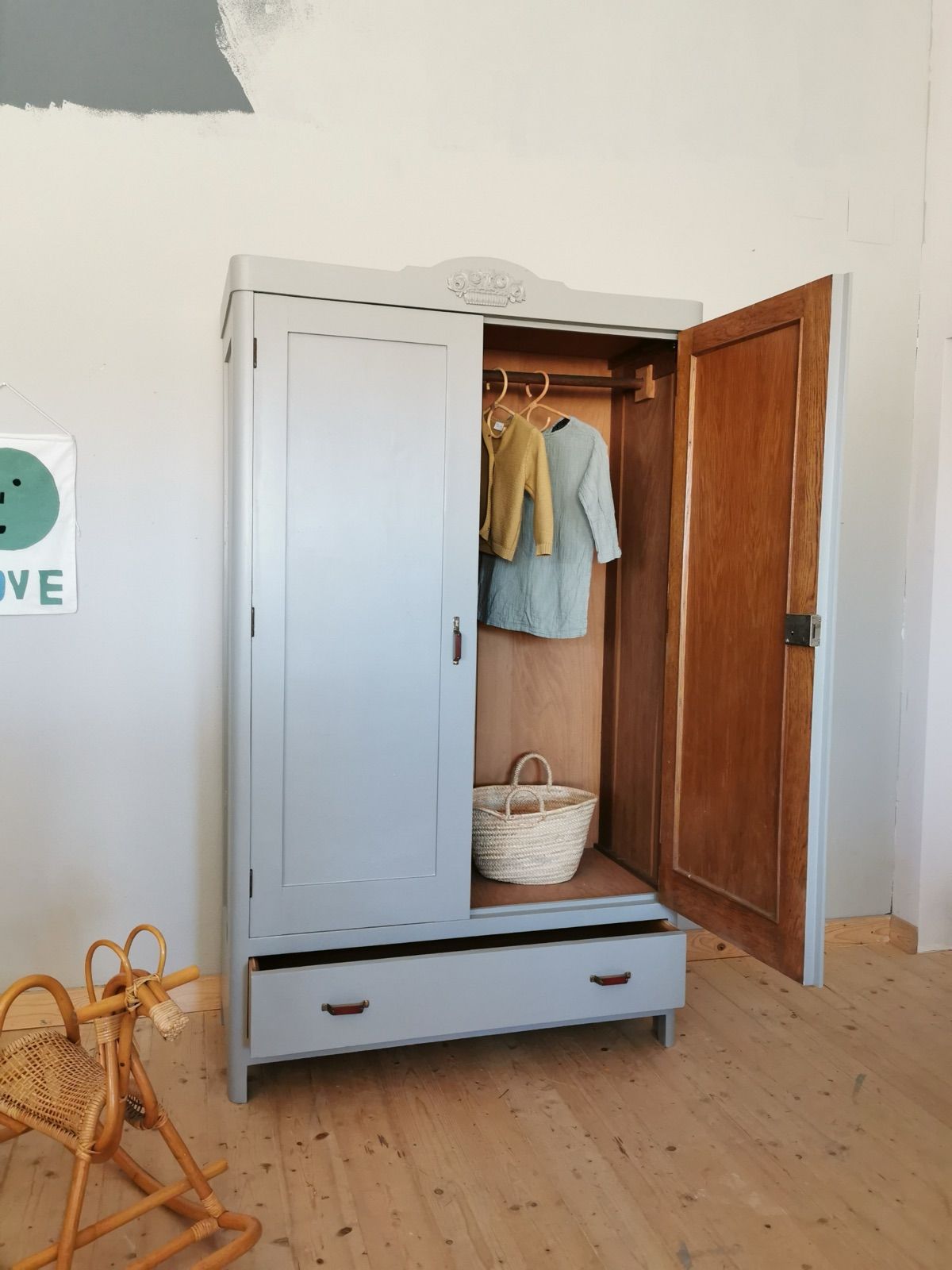 Vintage Kasten, 200 cm breit, Ansicht 2