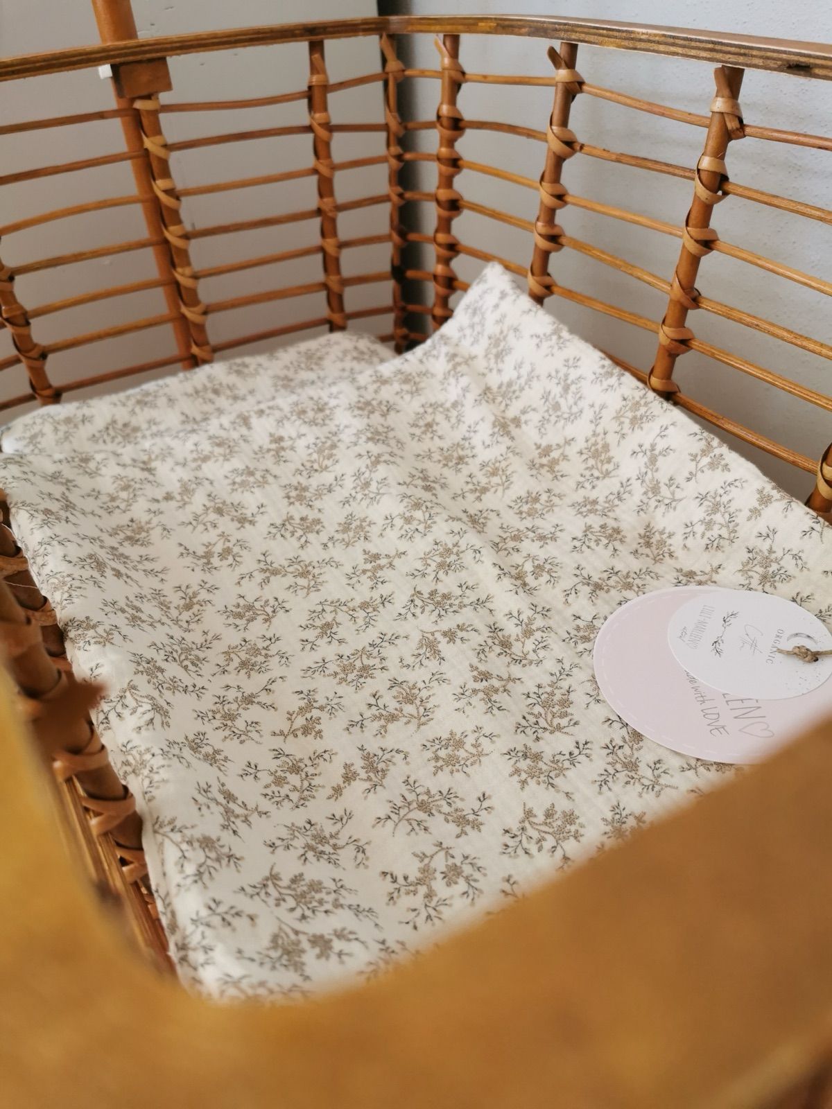 Rattan Puppenwagen mit Gewandstange, Ansicht 5