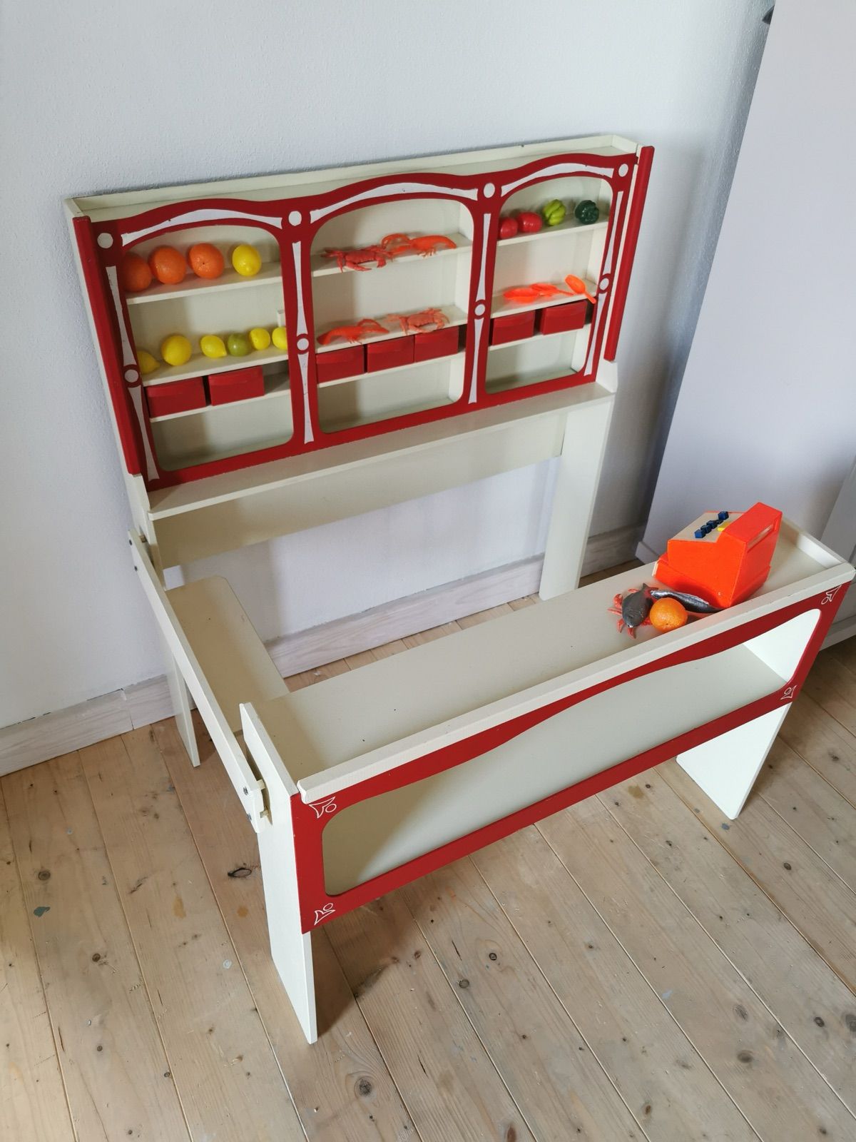 Retro Kaufmannsladen rot, Ansicht 4