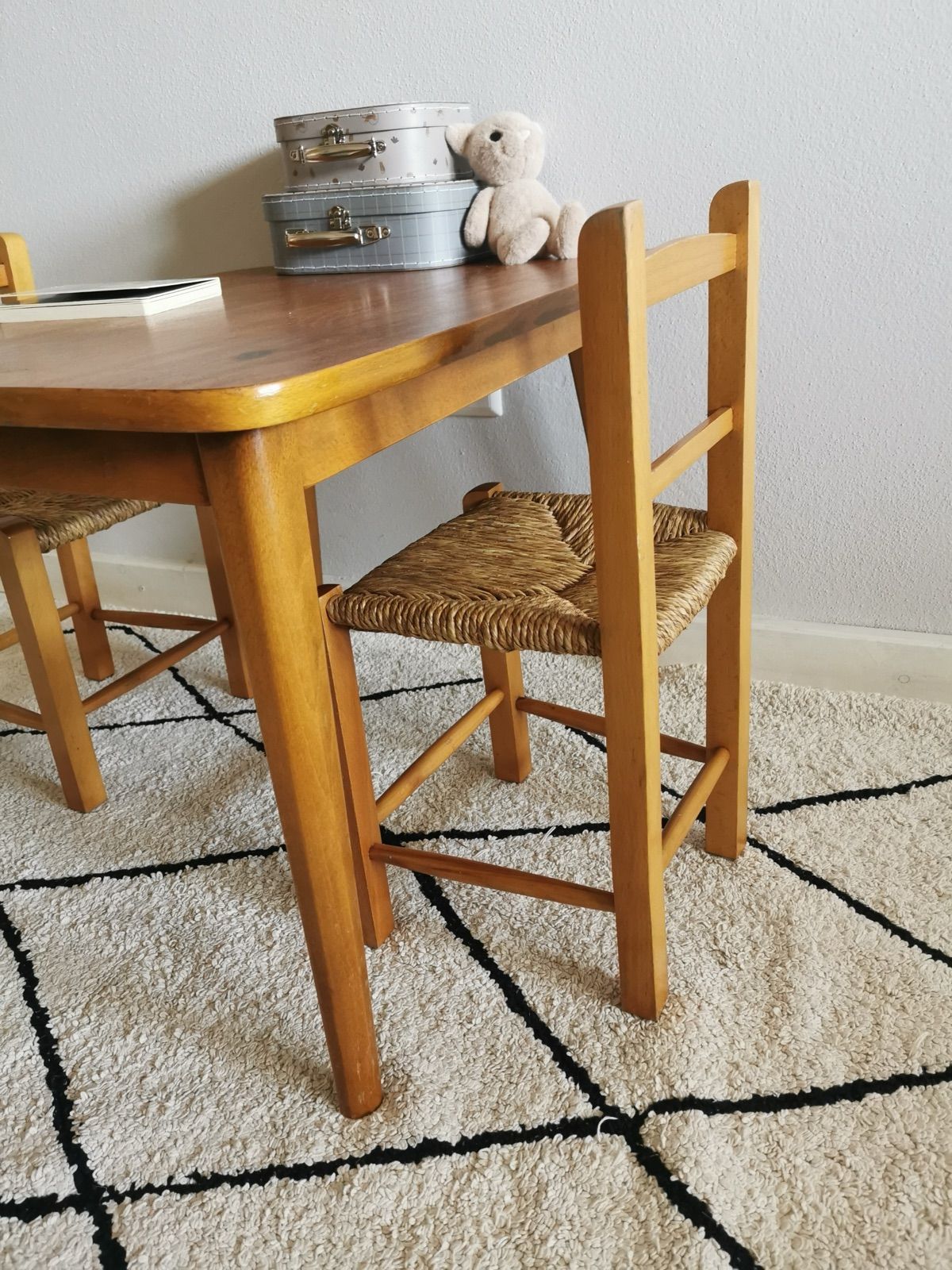 Vintage Tisch mit Sessel, Ansicht 2