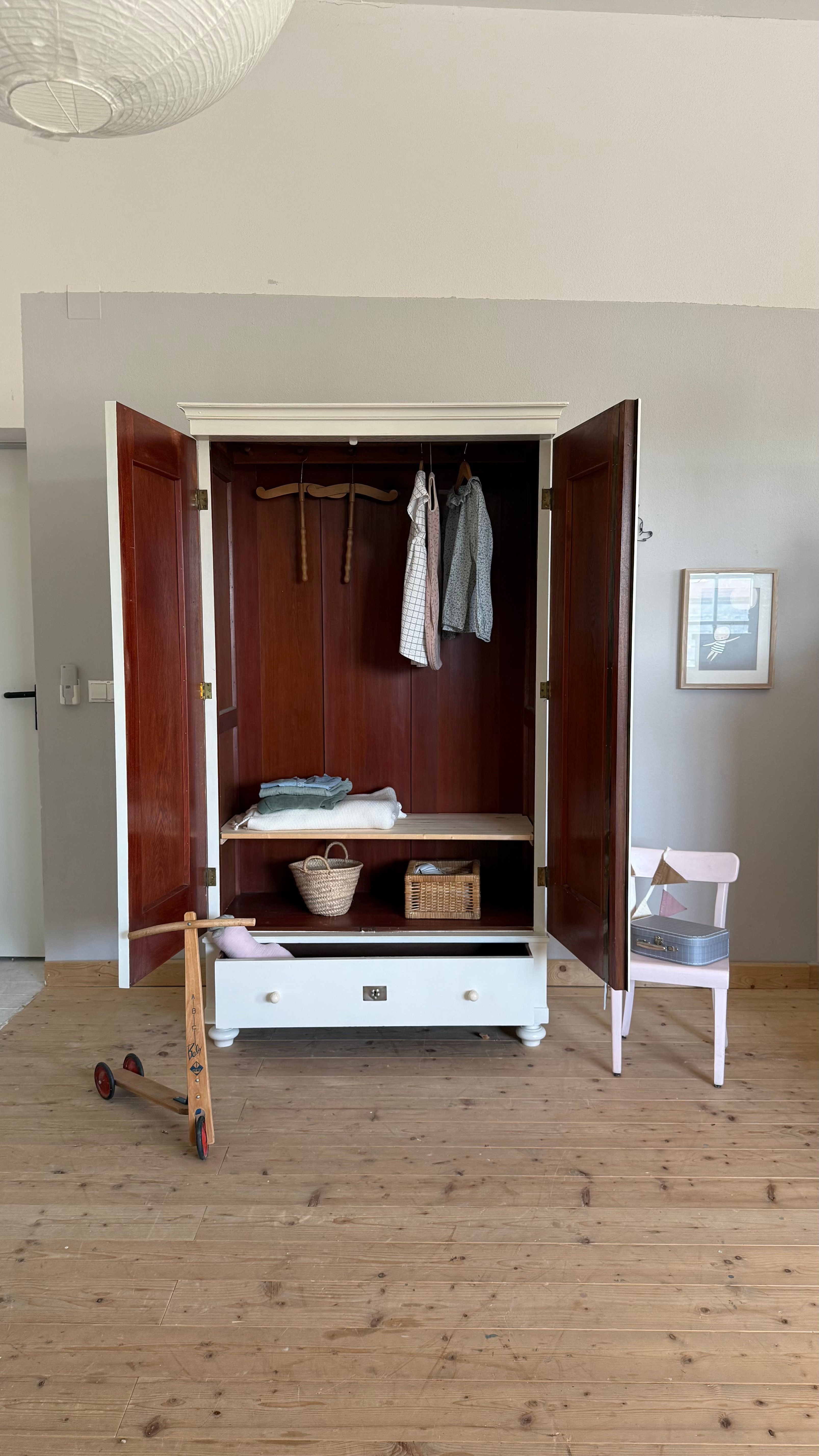 antiker Schrank weiß/creme , Ansicht 5