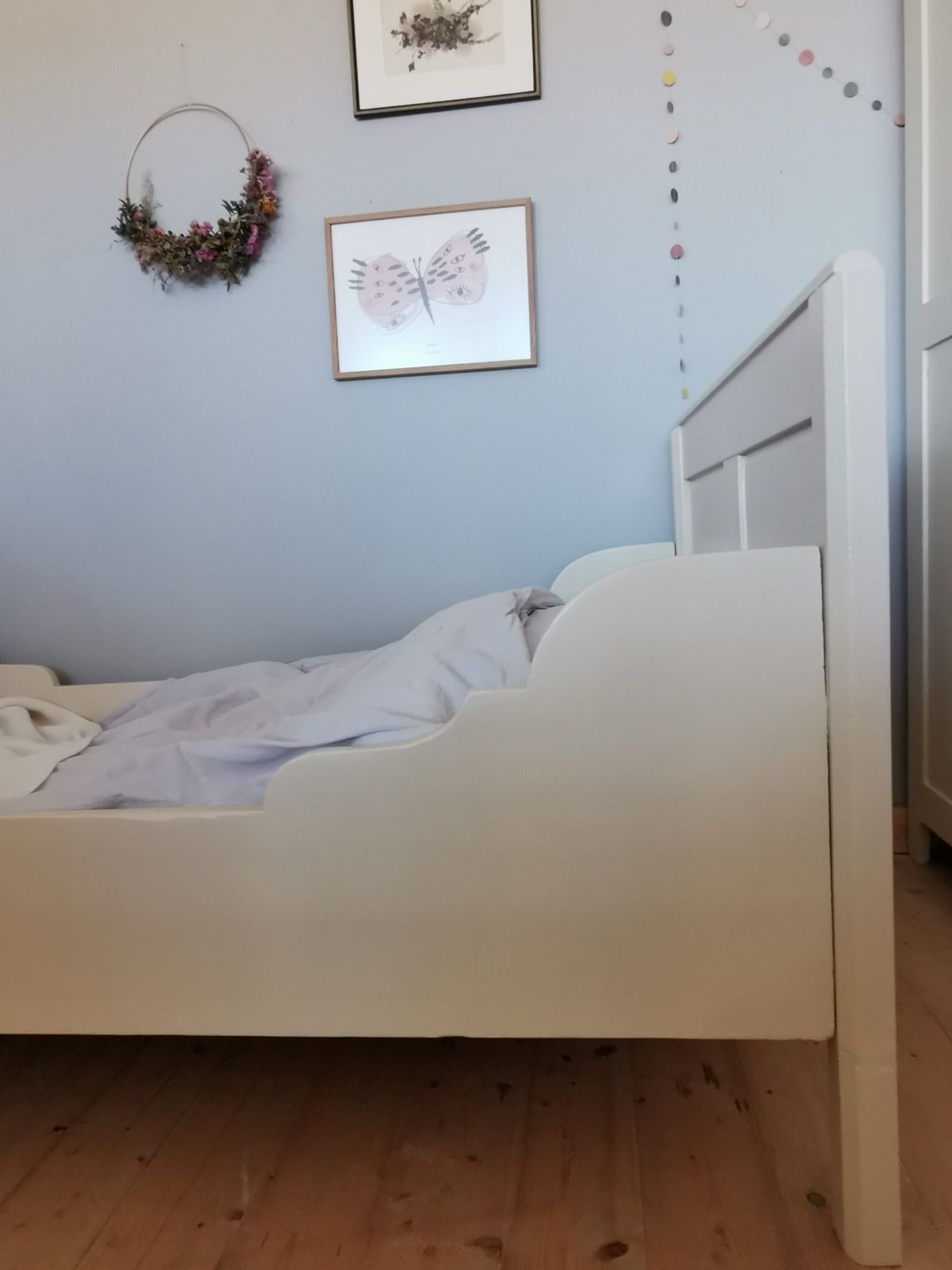 Vintage Kinderbett beige, Ansicht 2