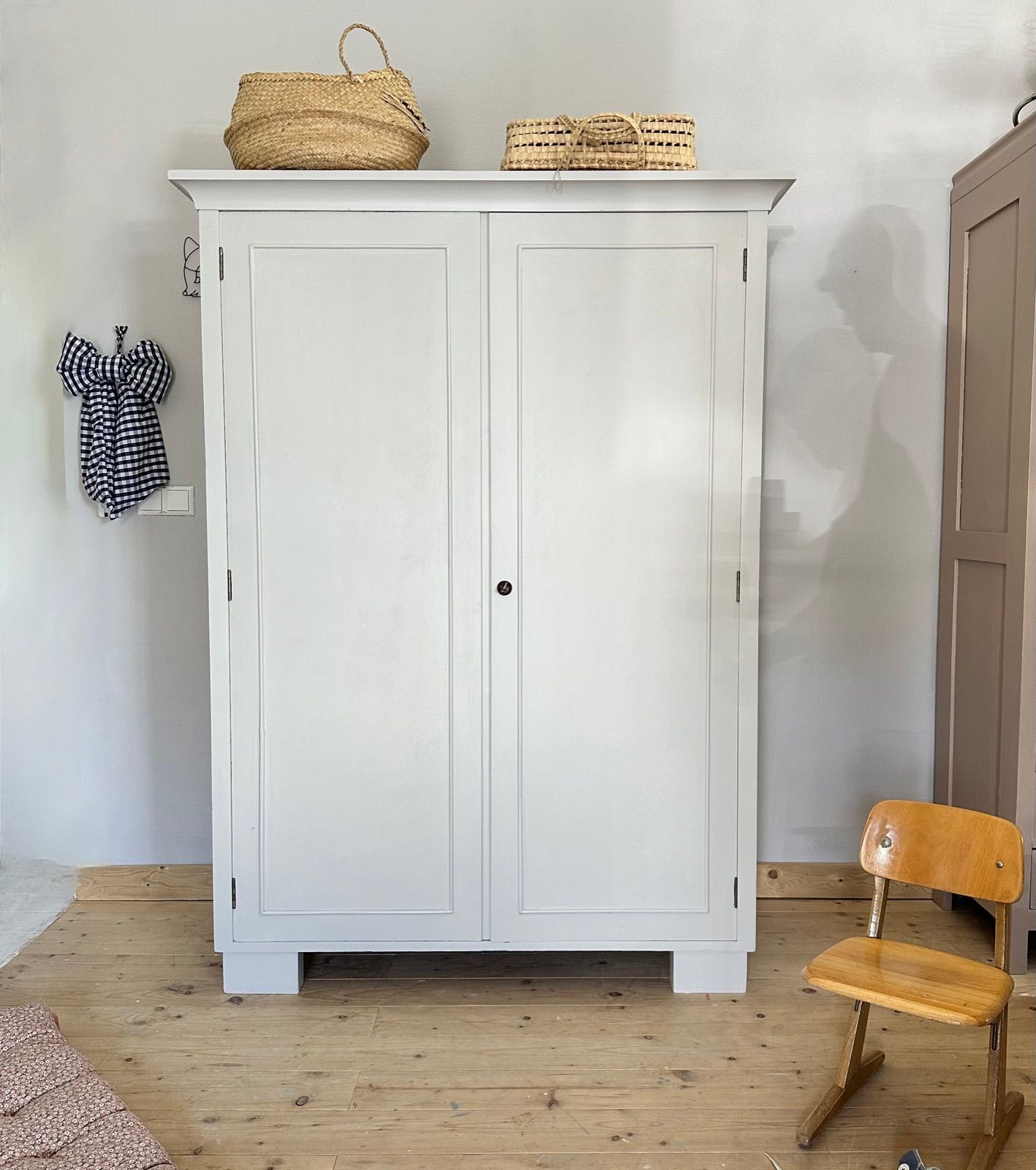 Vintage Kasten, 53 cm breit, Ansicht 2