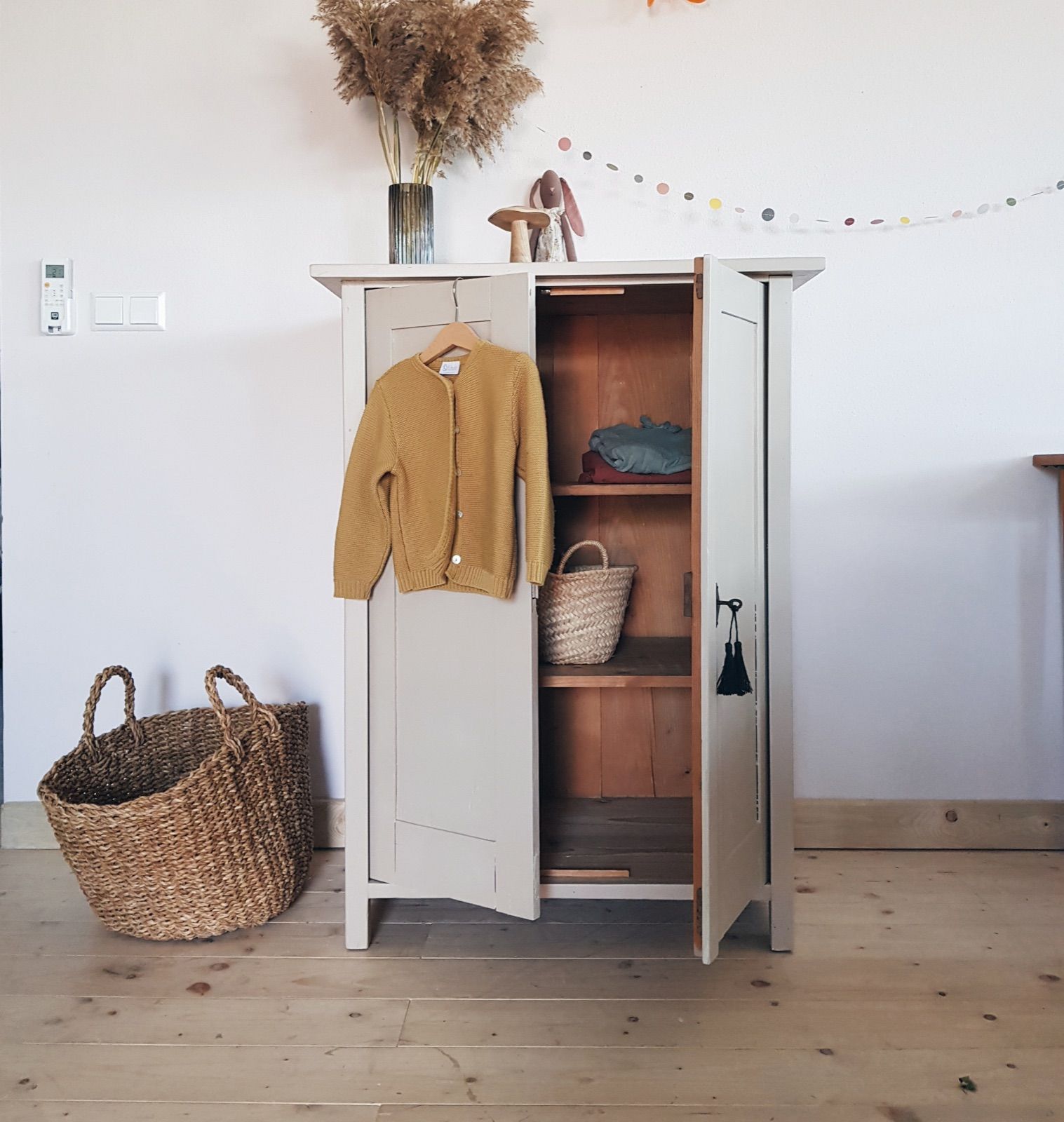 Kleiner Vintage Kasten, Ansicht 2