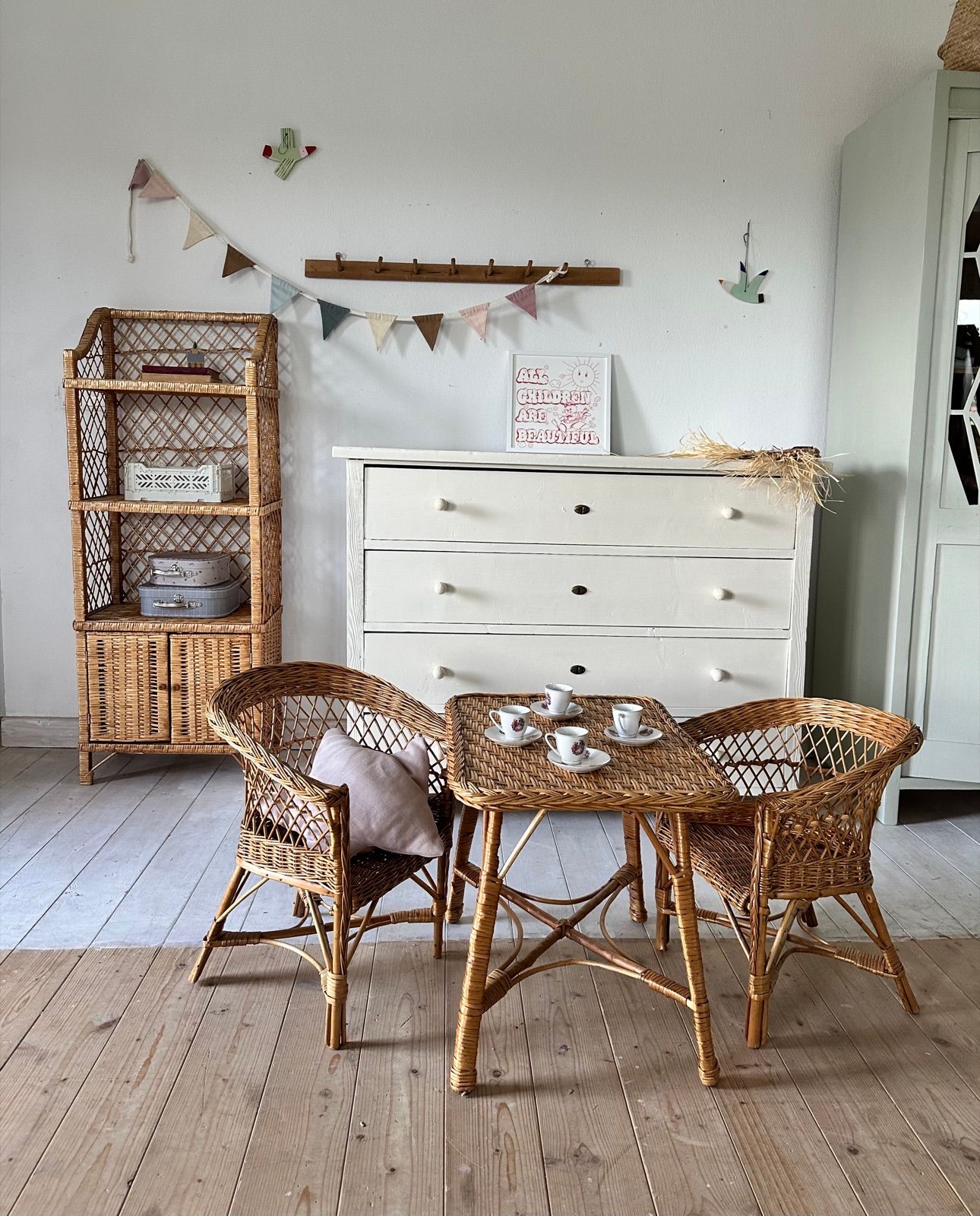 Kinderset Rattan Tisch und Sessel