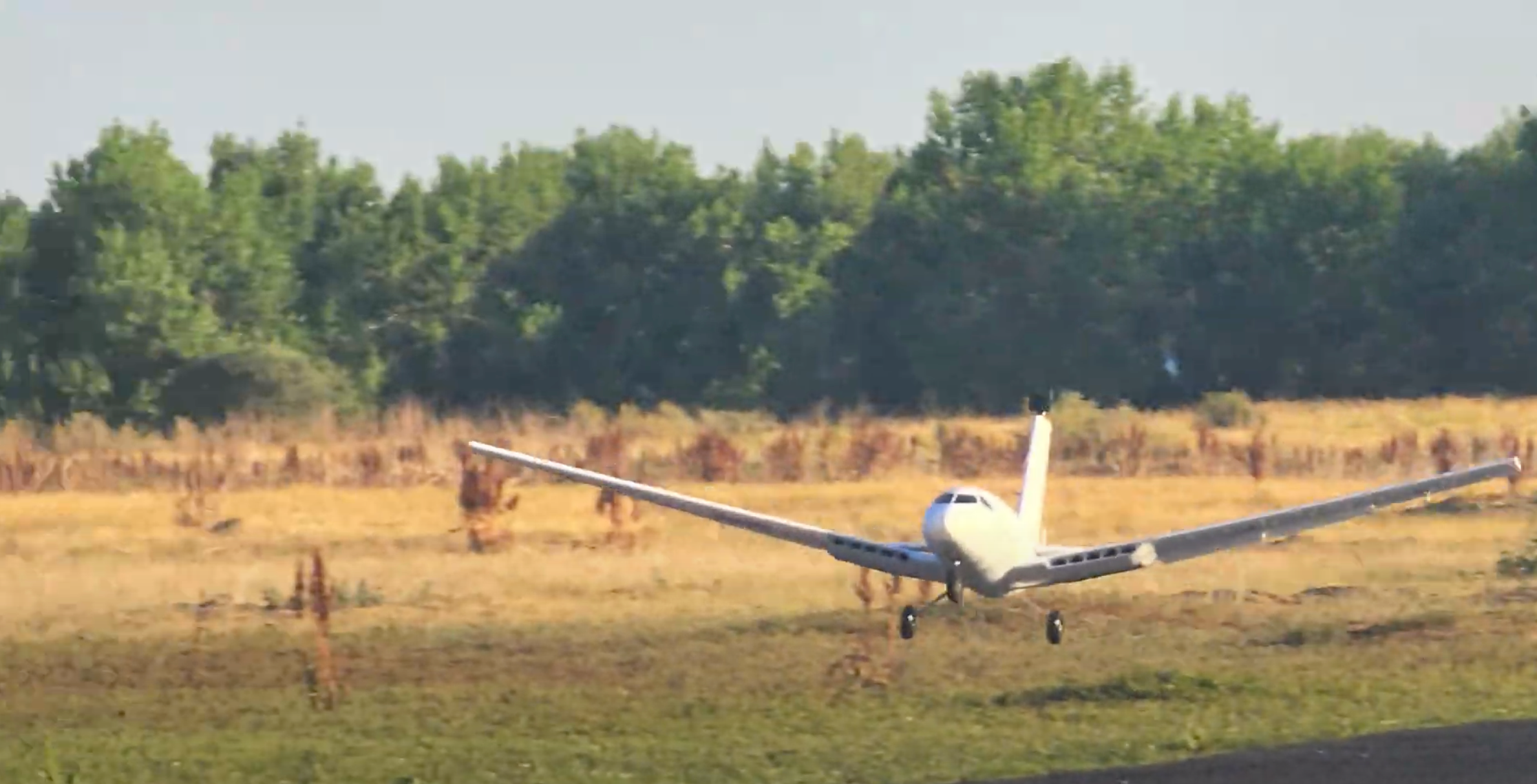 Cosmic flies first demonstrator aircraft