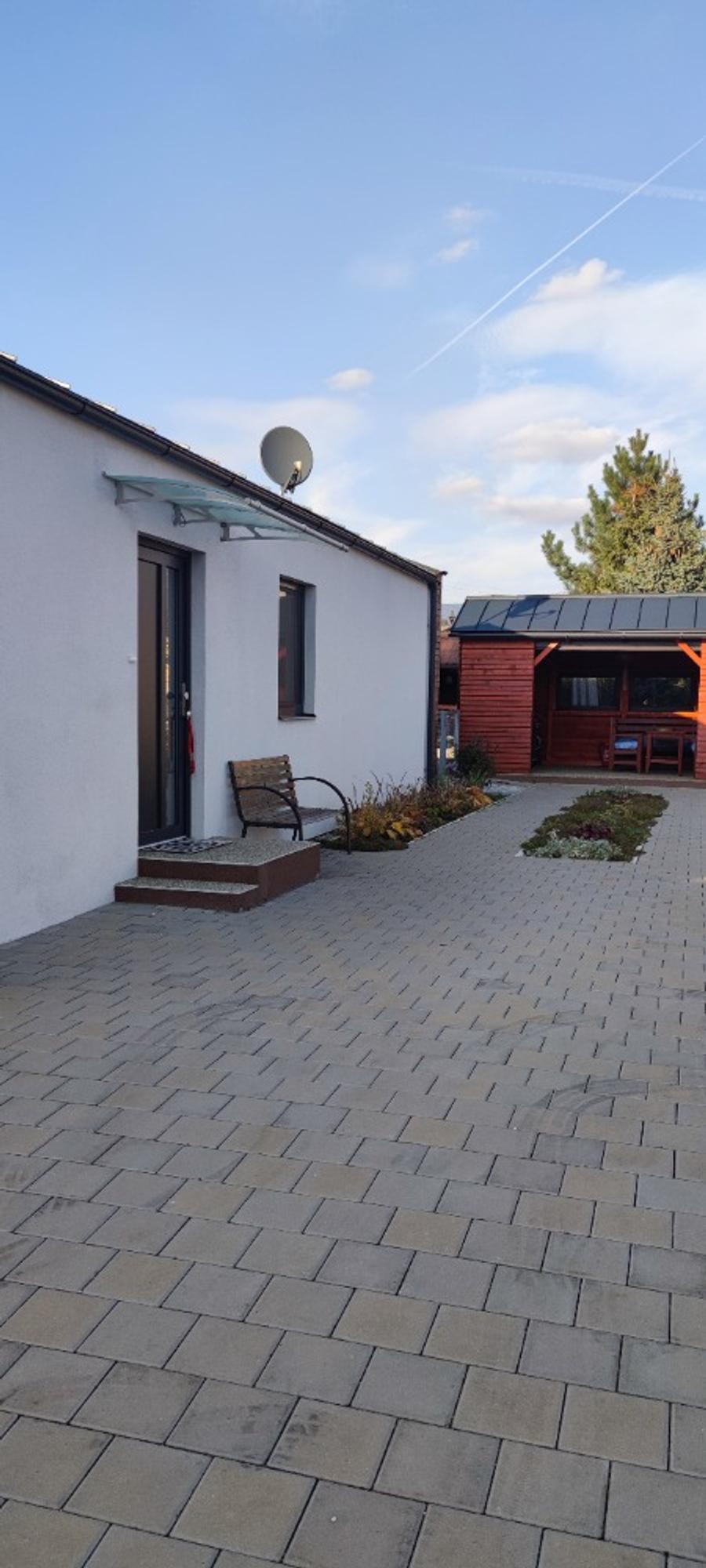 Vstupní část