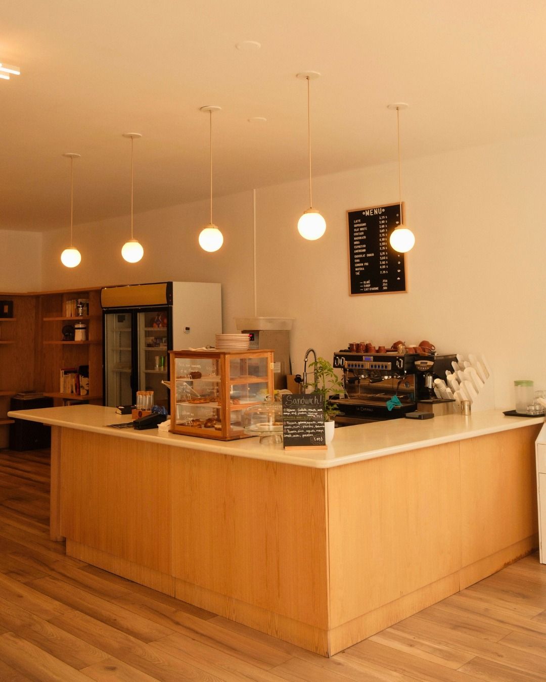 Cafe Cin Cin