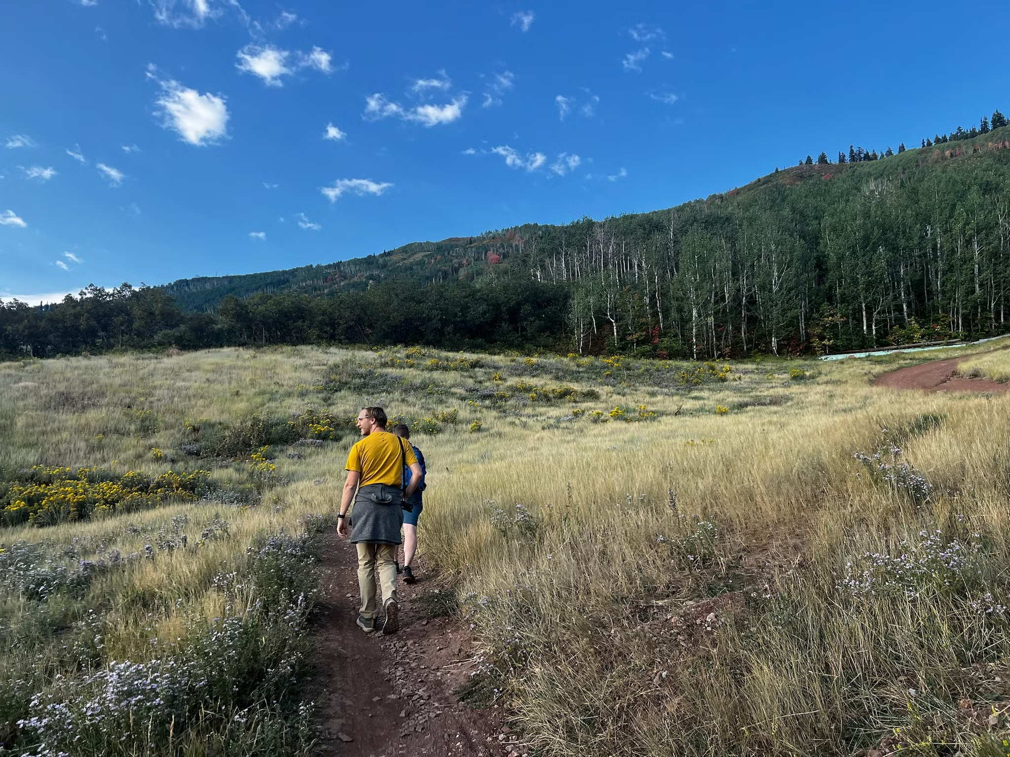 Dar and Rob on a lovely mountain morning hike