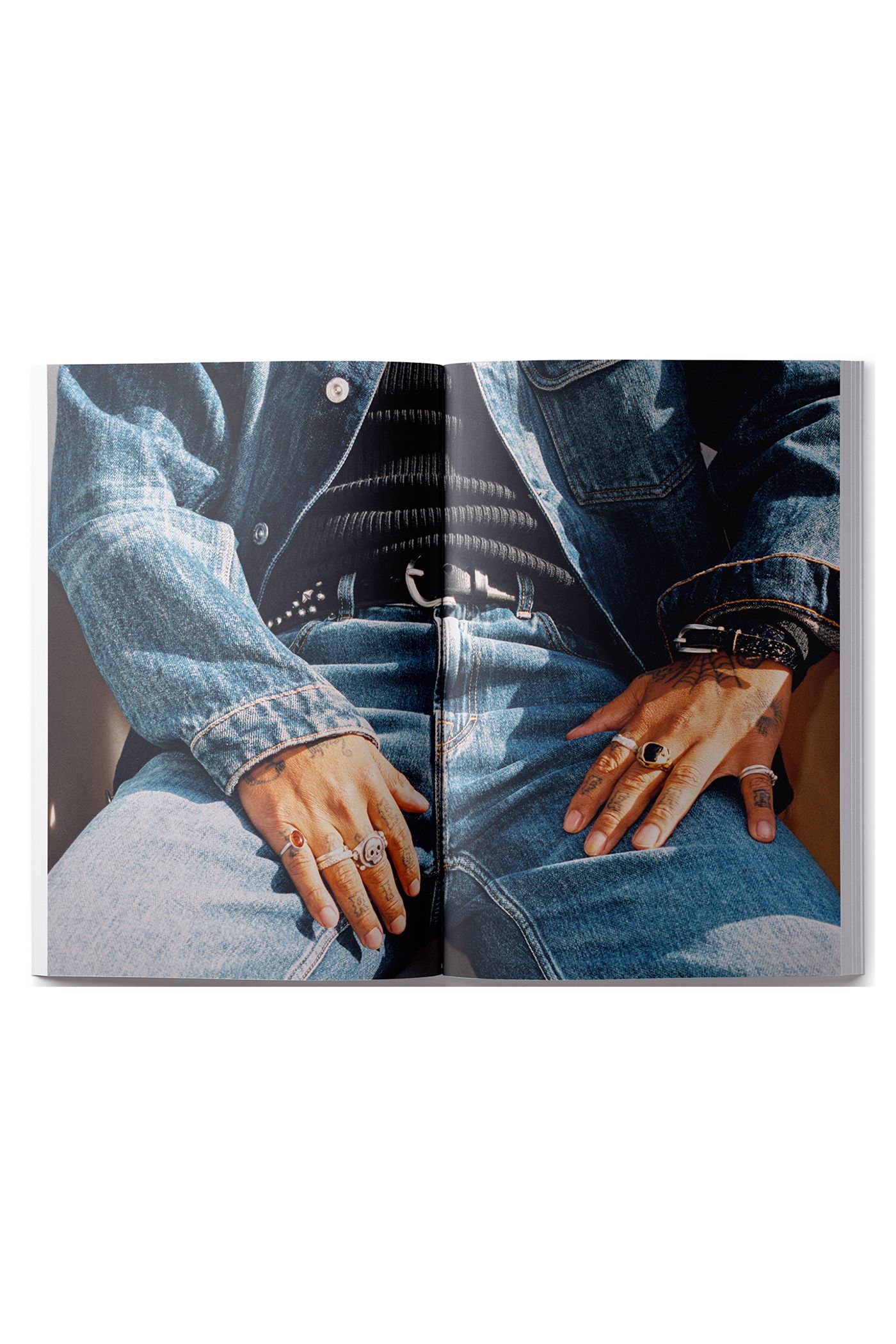 アクセサリー OUR LEGACY 2023LADON Antique Blue Leathe OUR LEGACY 2023LADON Antique Blue Leathe - メルカリ