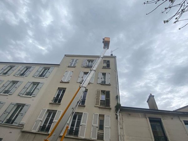 Nettoyage & Rénovation Gouttières à Île-de-France — BatiPro Rénovations