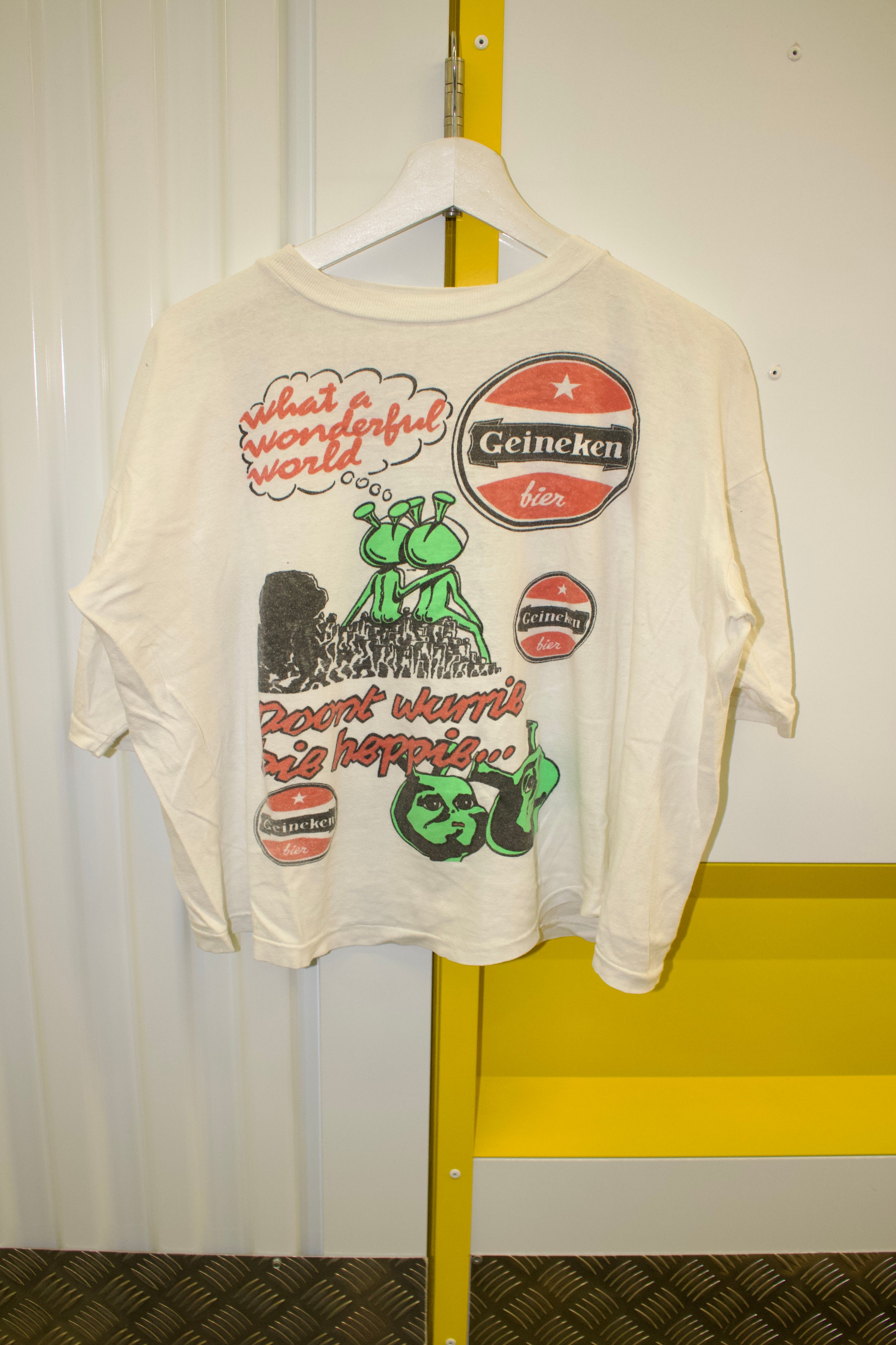 SHIRT CARROUSEL